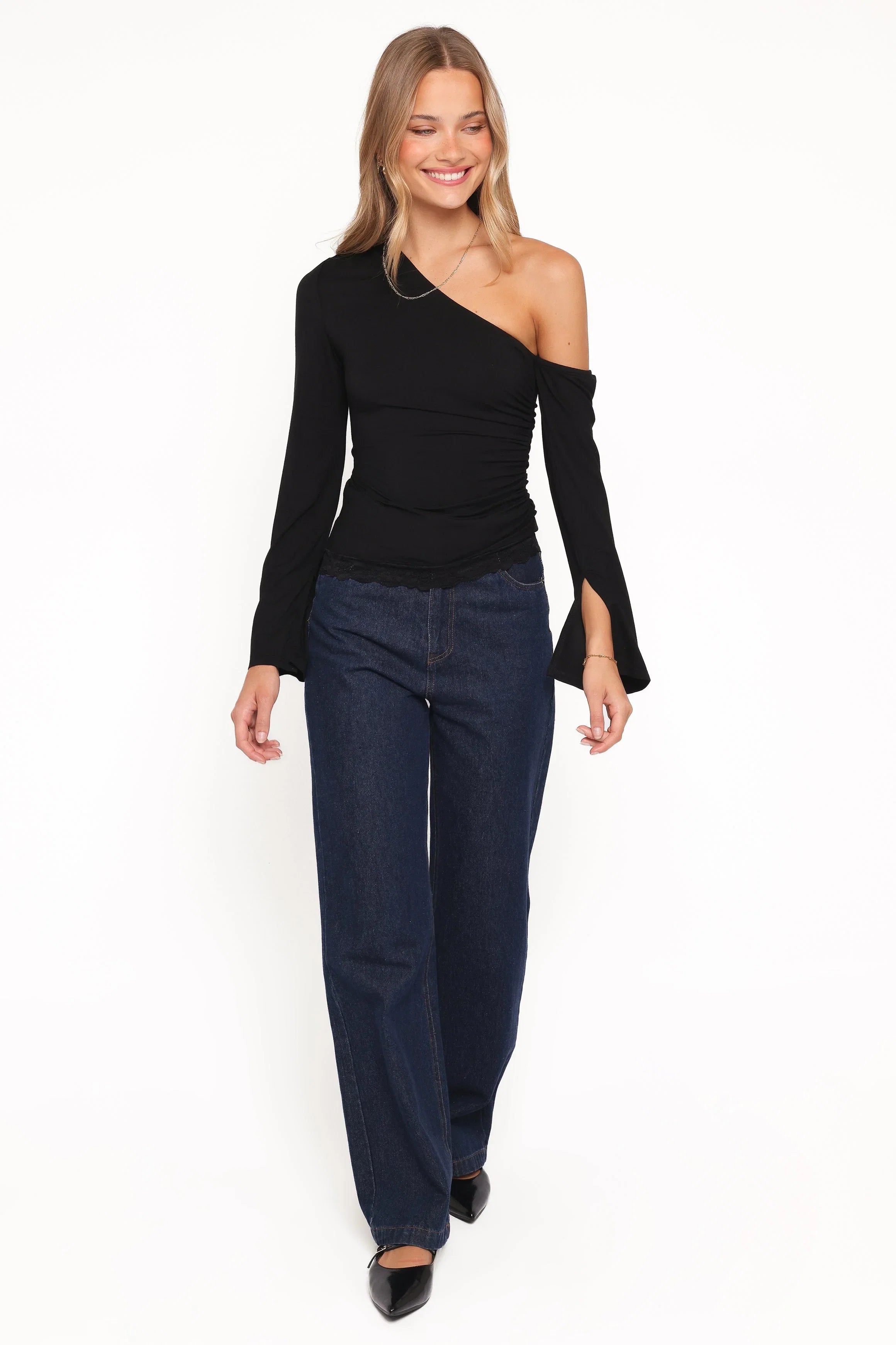 Faeryn Top Black