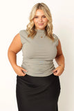 Nissa Top Olive