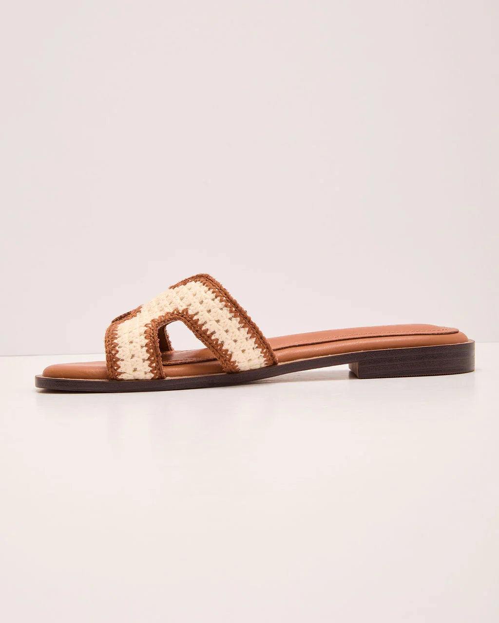 Island Luxe Contrast Trim Crochet Sandals