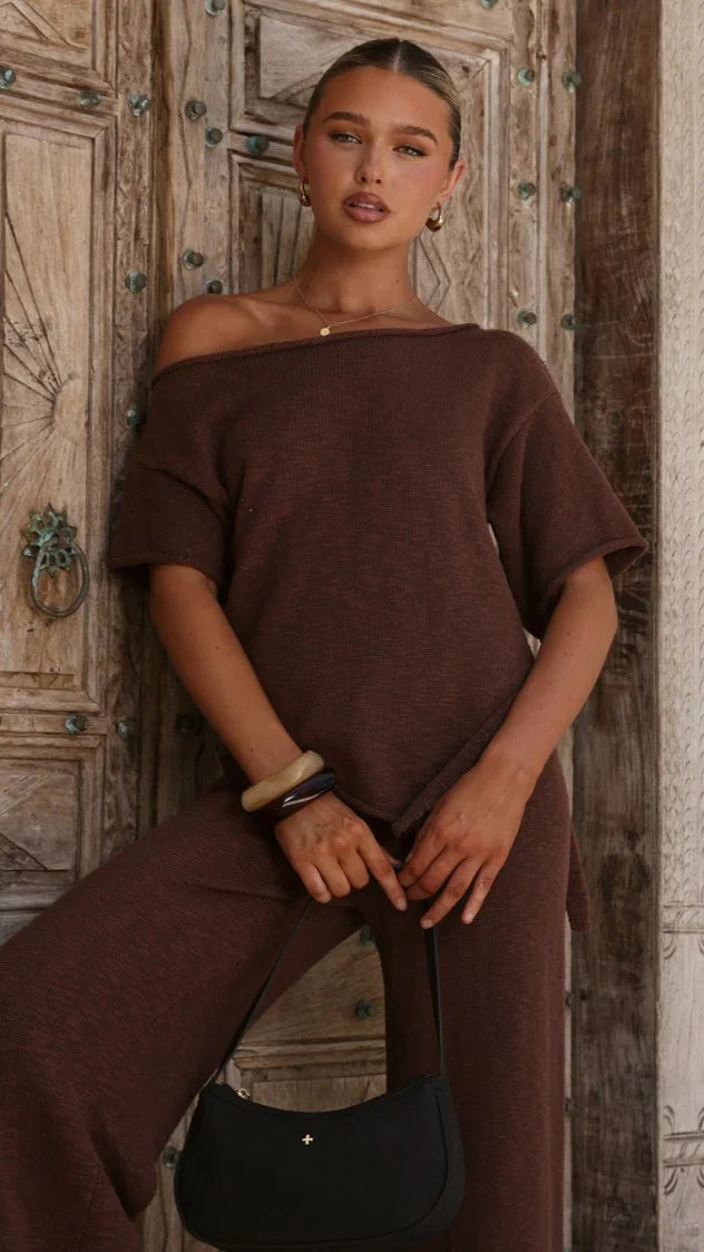 Cascadia Off Shoulder T Shirt Chocolate