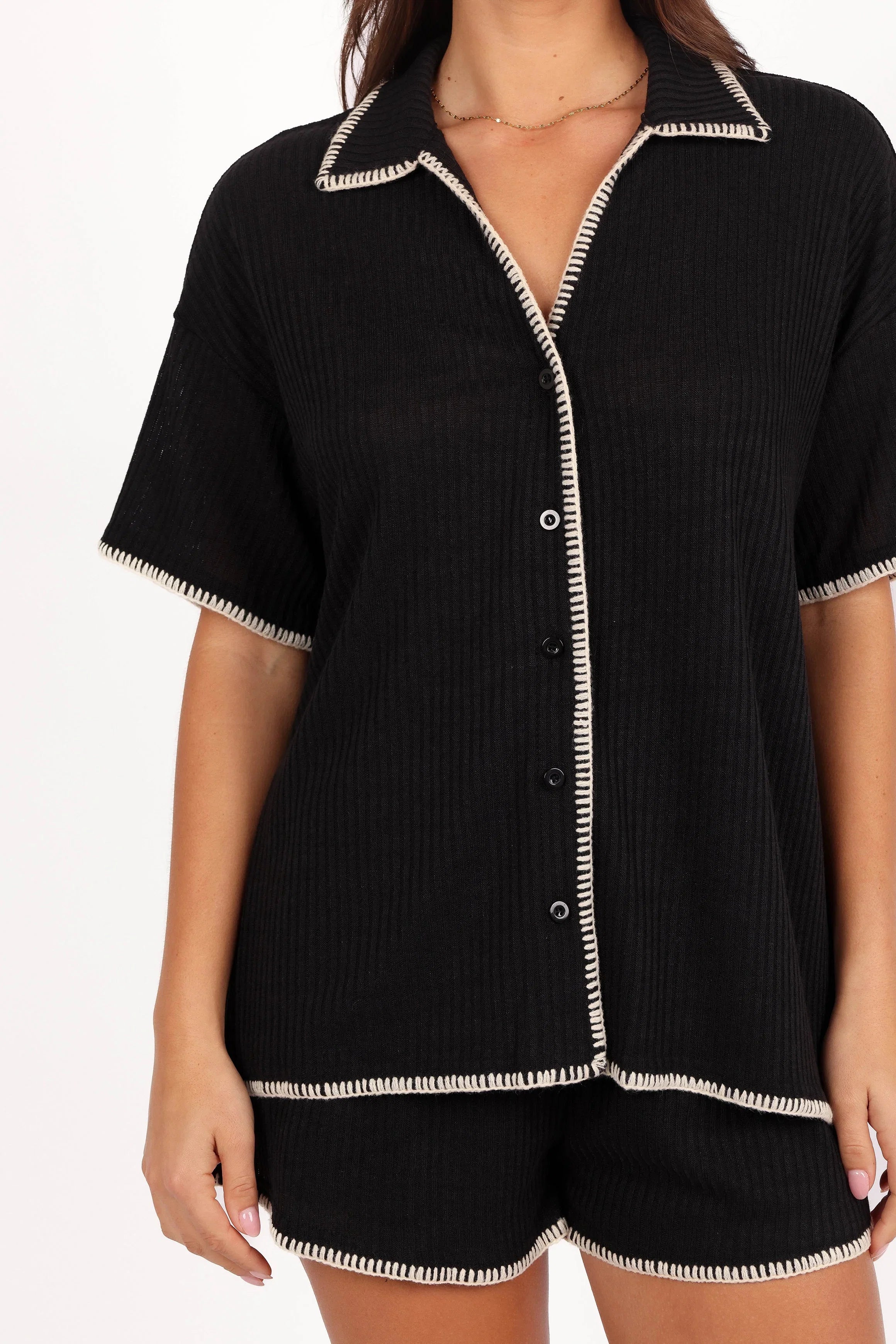 Essen Knit Shirt Set Black Cream