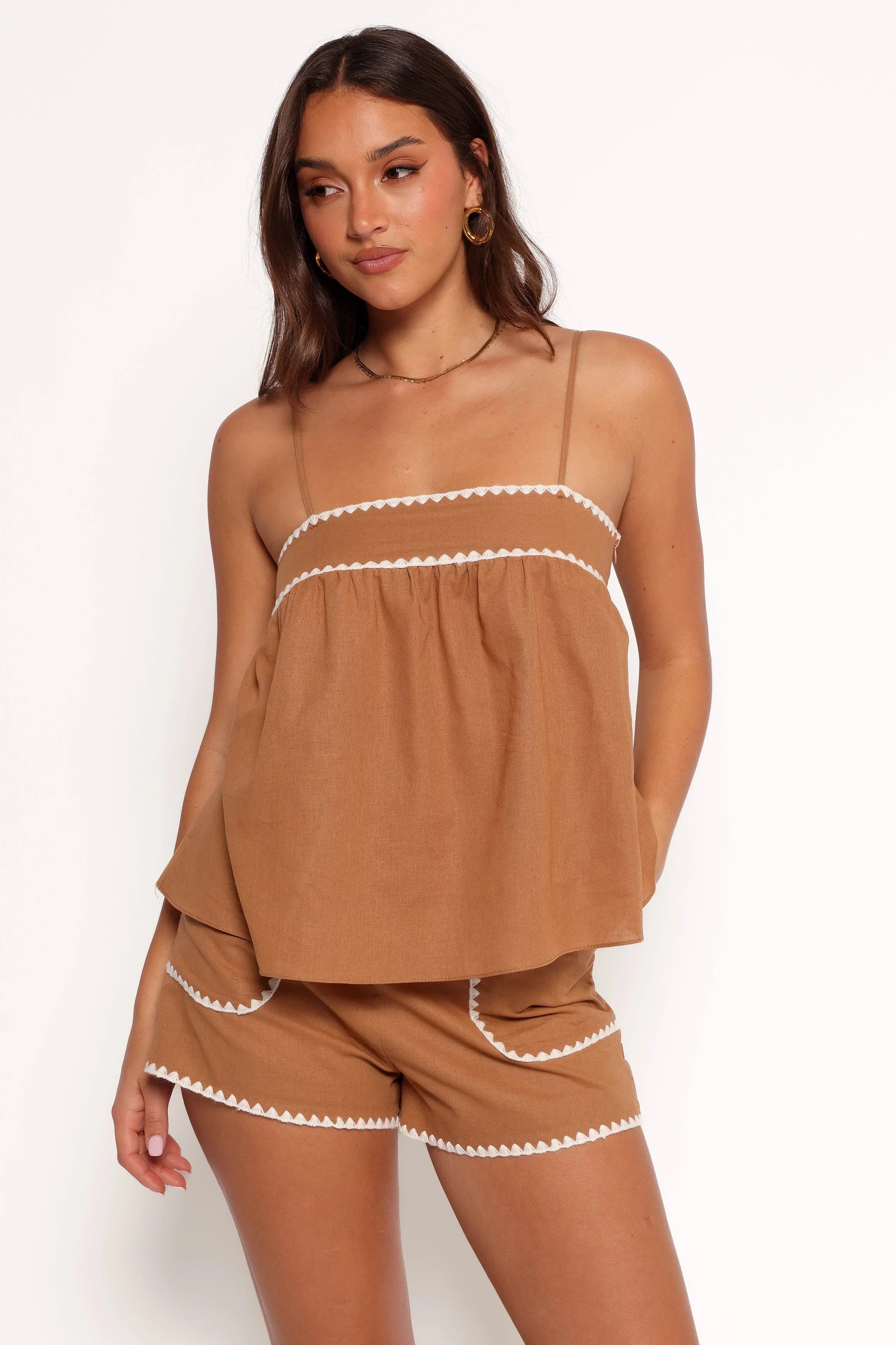 Lila Short Set Tan White