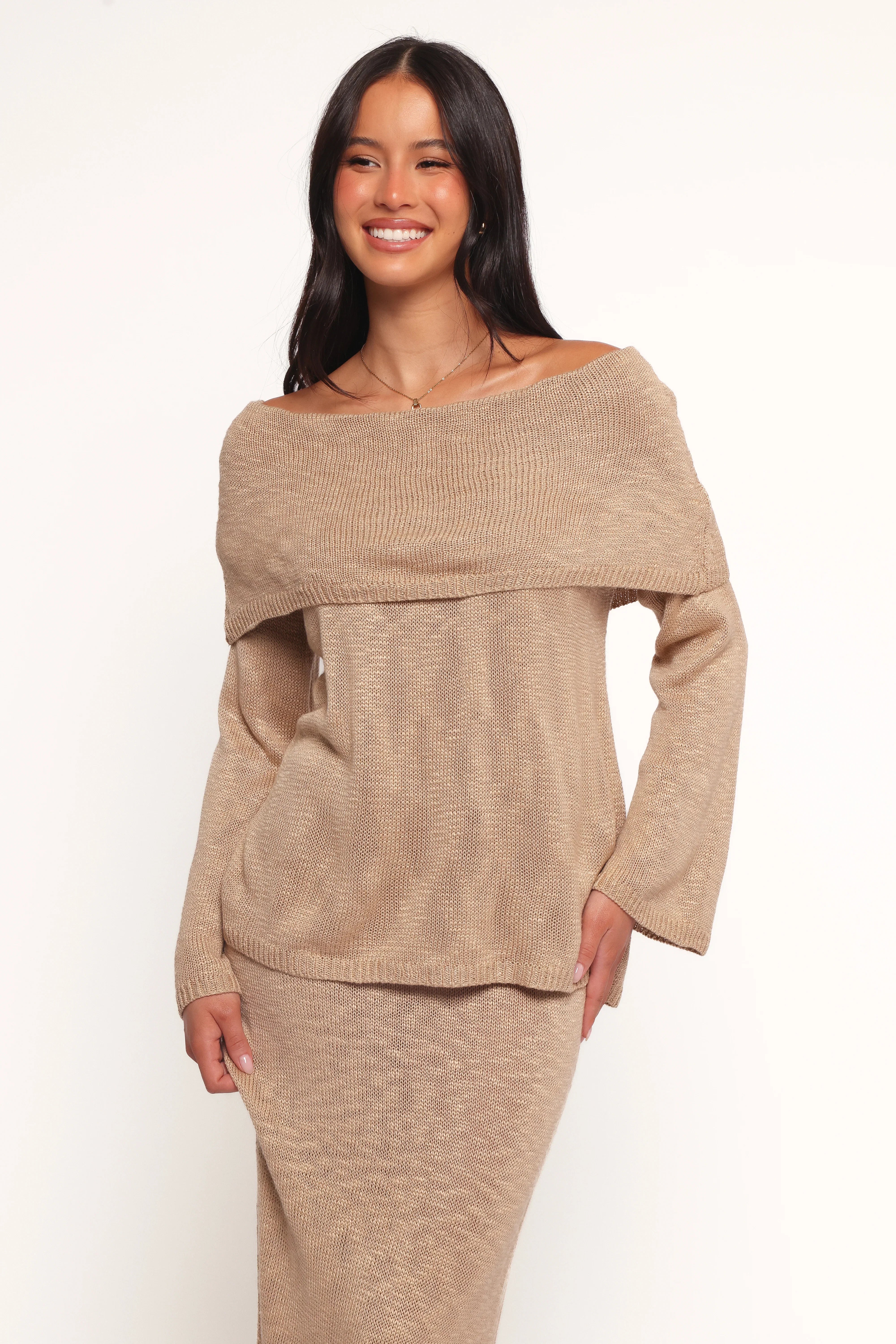 Indya Off Shoulder Top Mocha