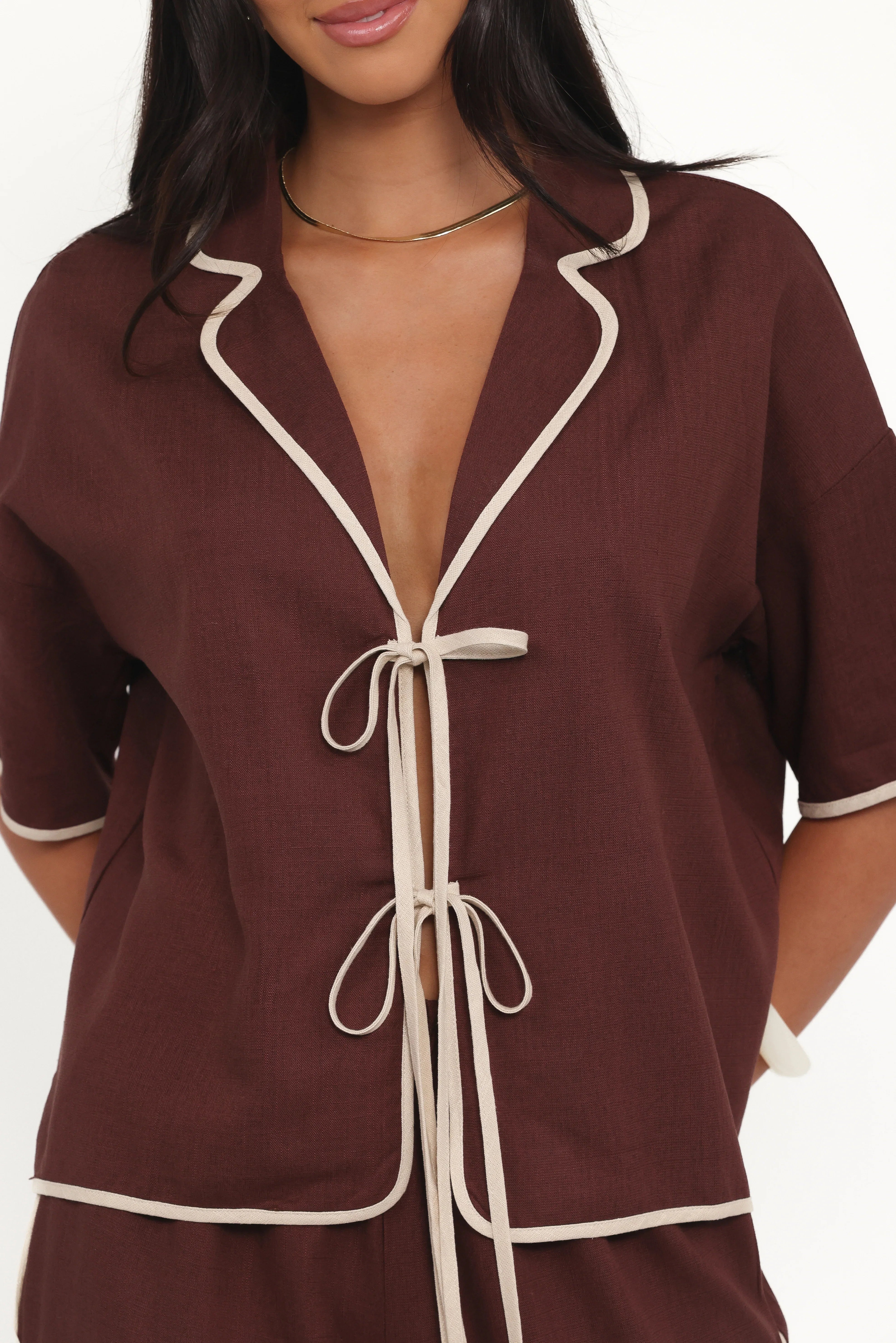 Dalton Tie Top Brown Cream