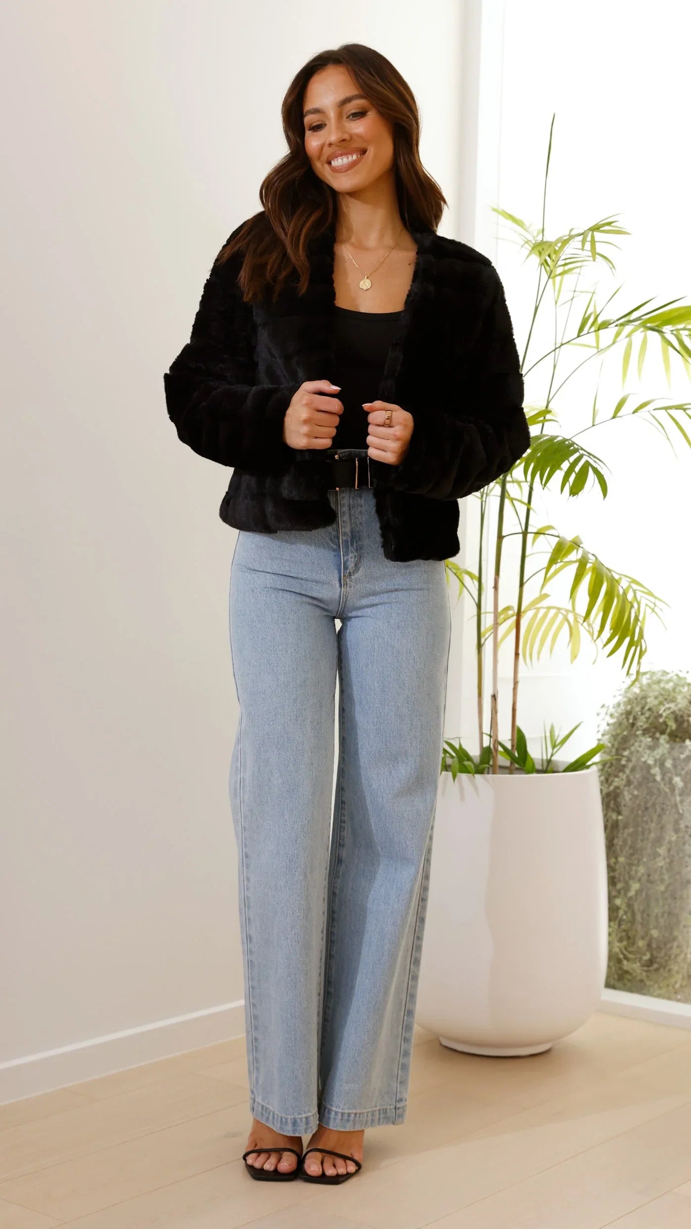 Tully Crop Jacket Black