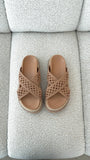 Atzi Slides Peanut