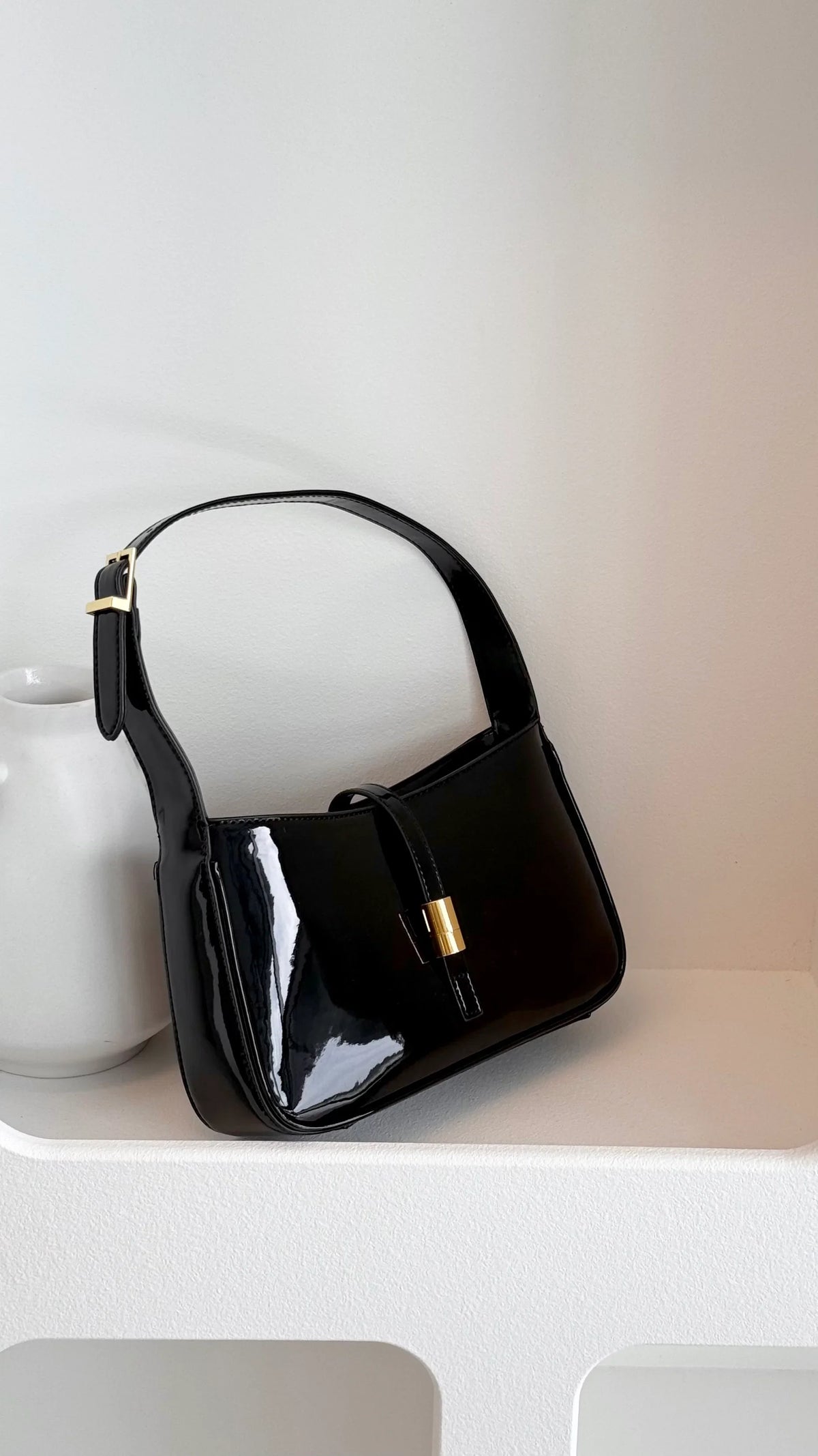 Clara Shoulder Bag Black Patent