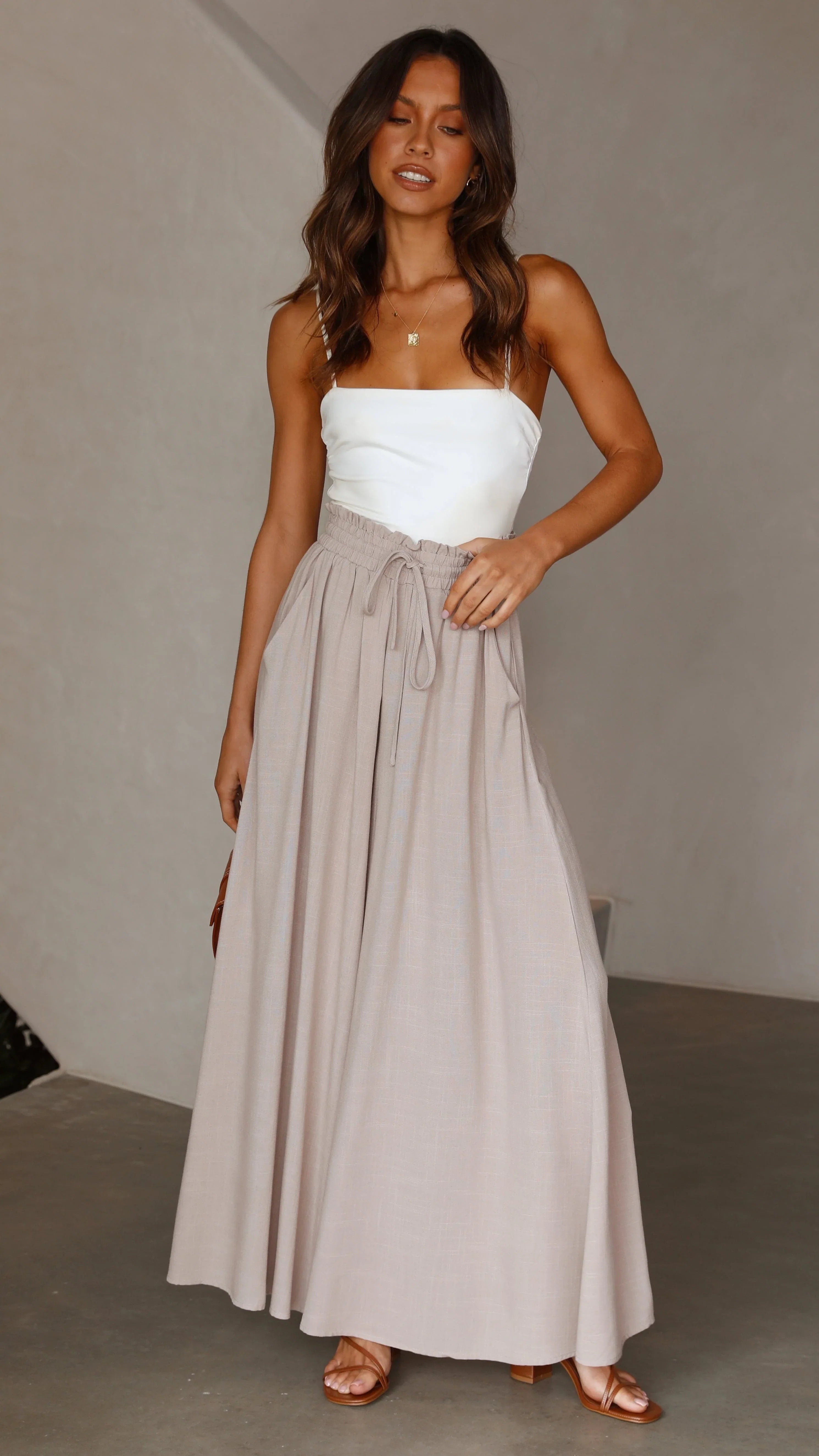 Avery Wide Leg Pants Beige