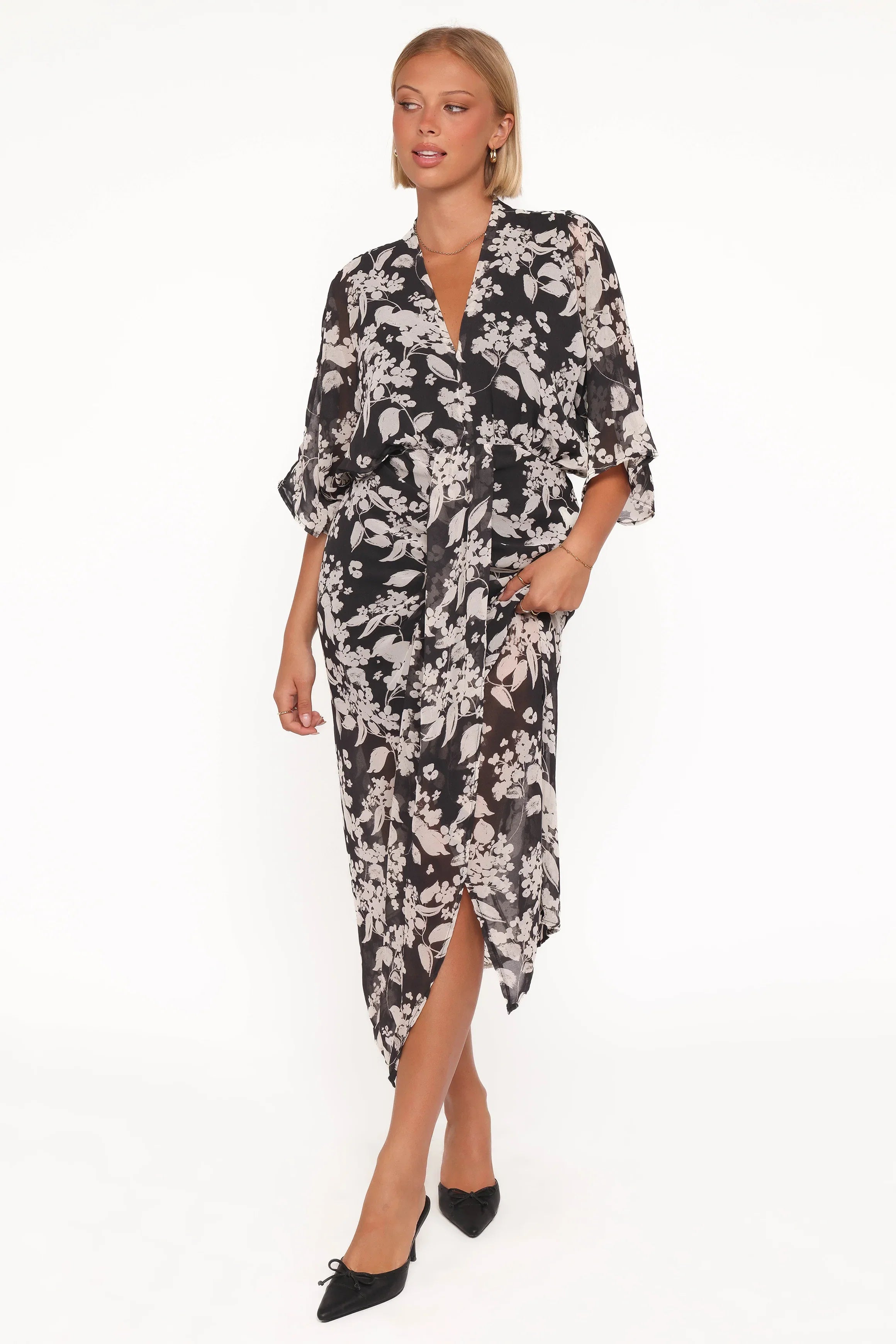 Audrina Maxi Dress Black Floral