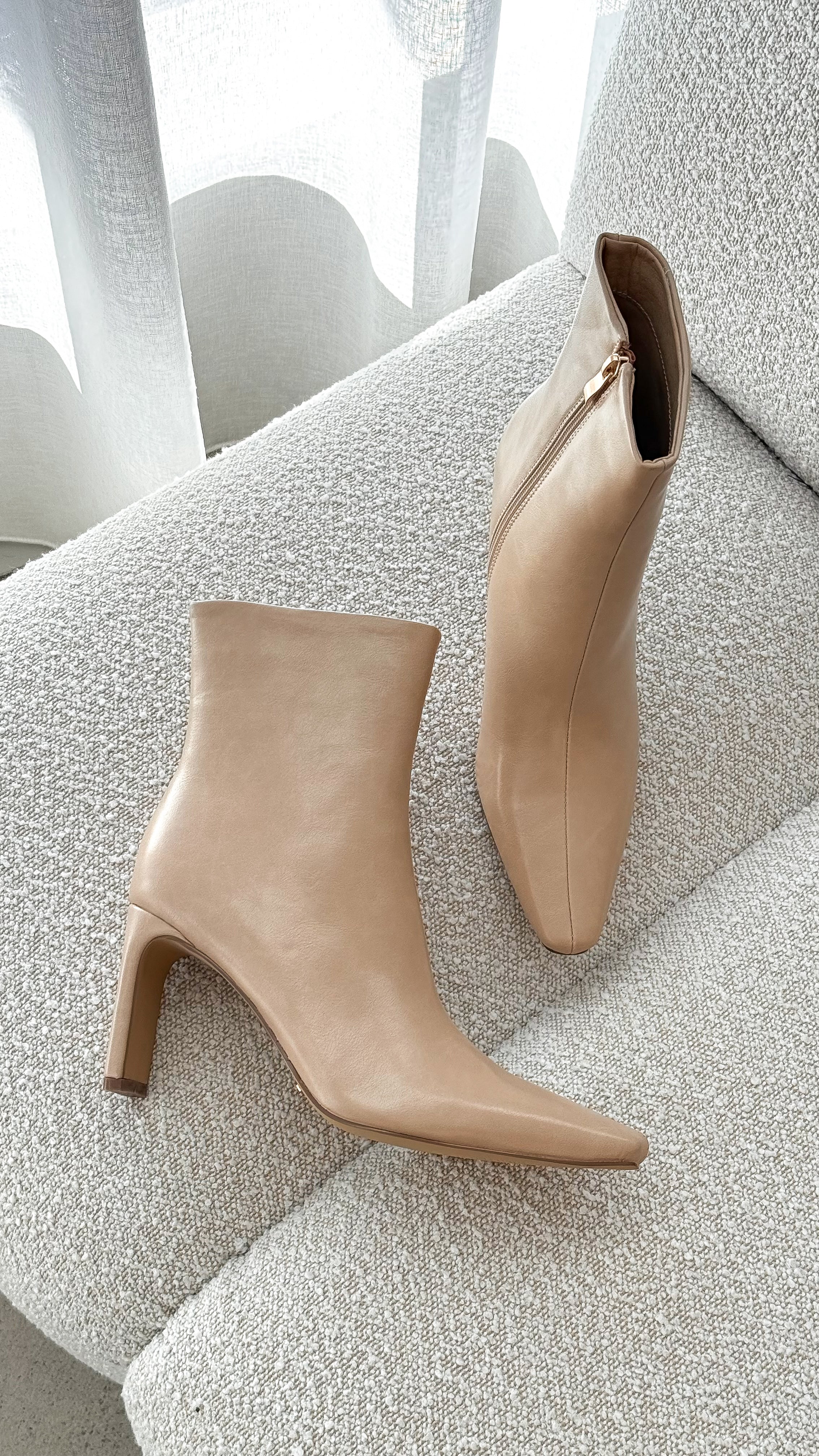 Treasure Boots Sesame Shimmer