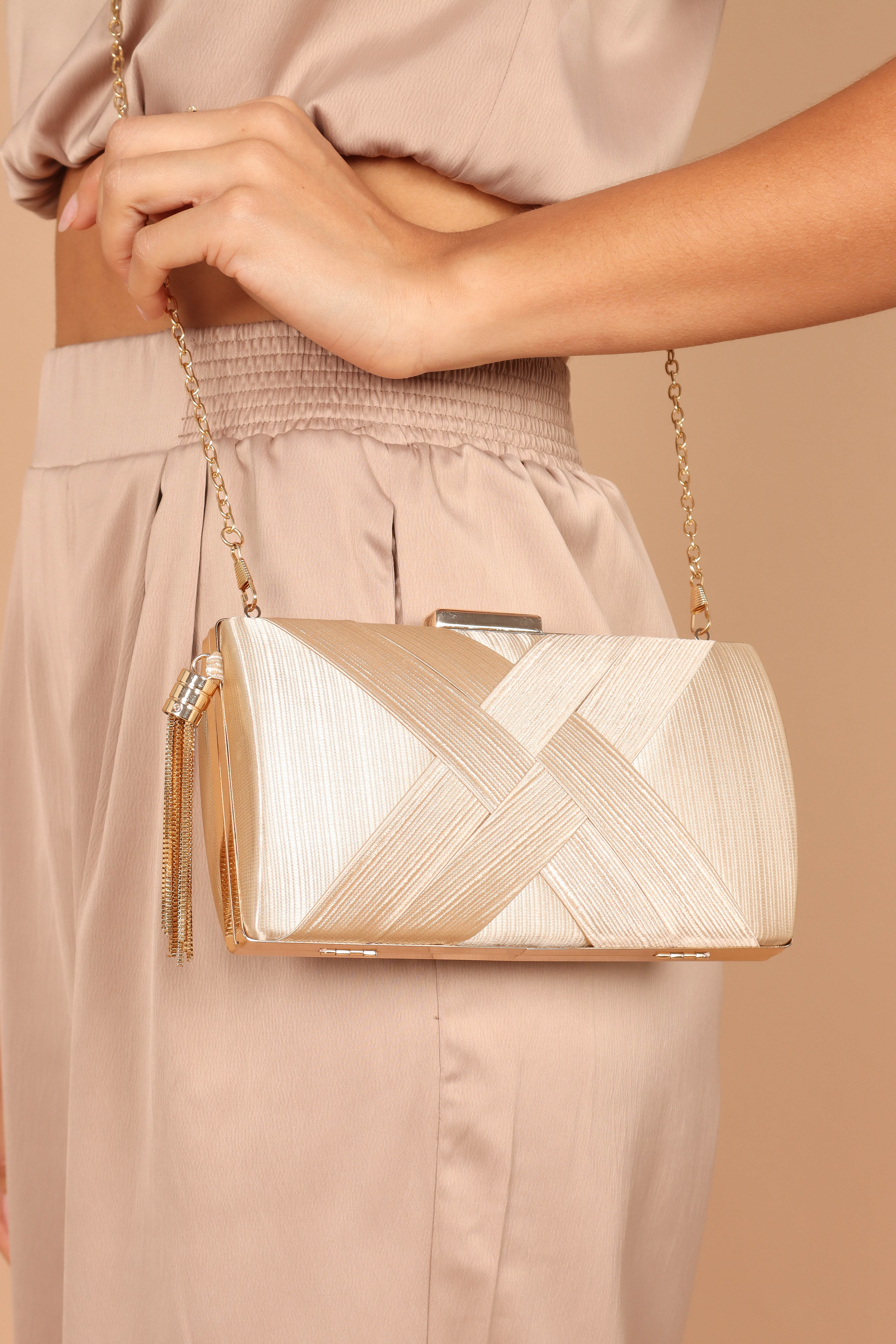 Viva Clutch Gold