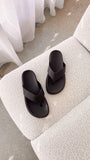 Aila Thong Black