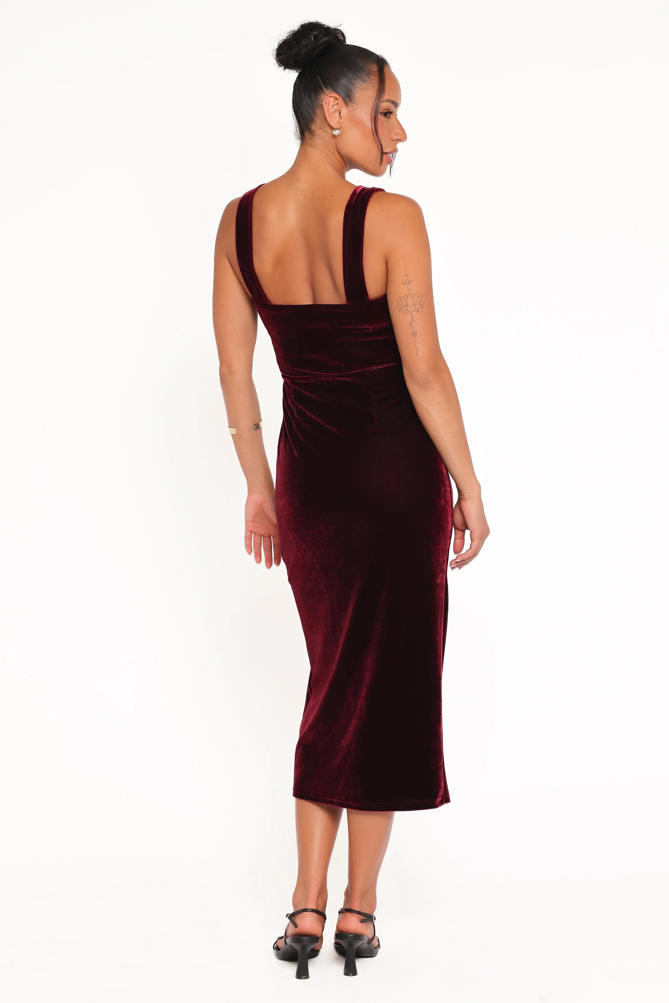Hyatt Velvet Dress Burgundy