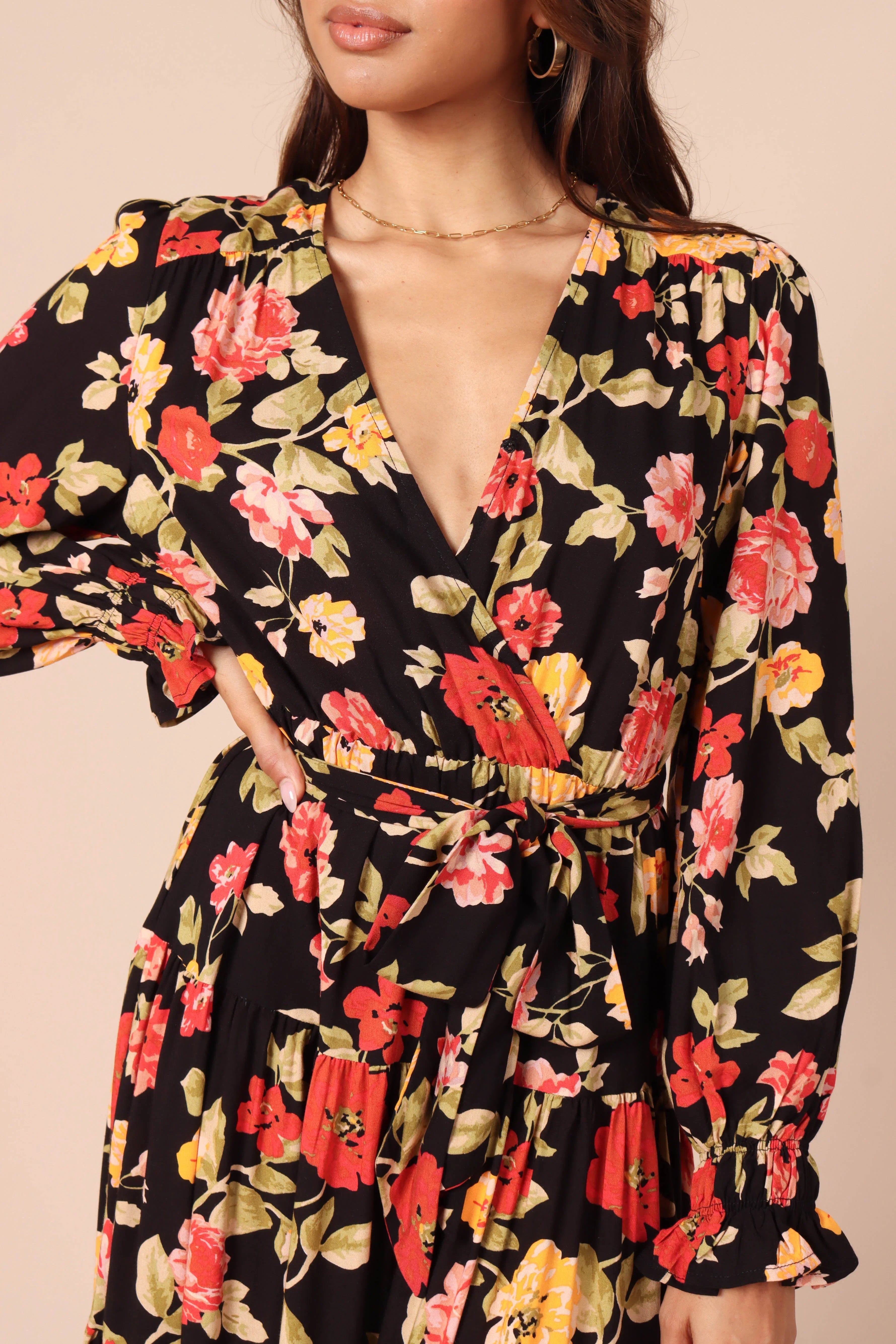 Ruana Maxi Dress Black Floral