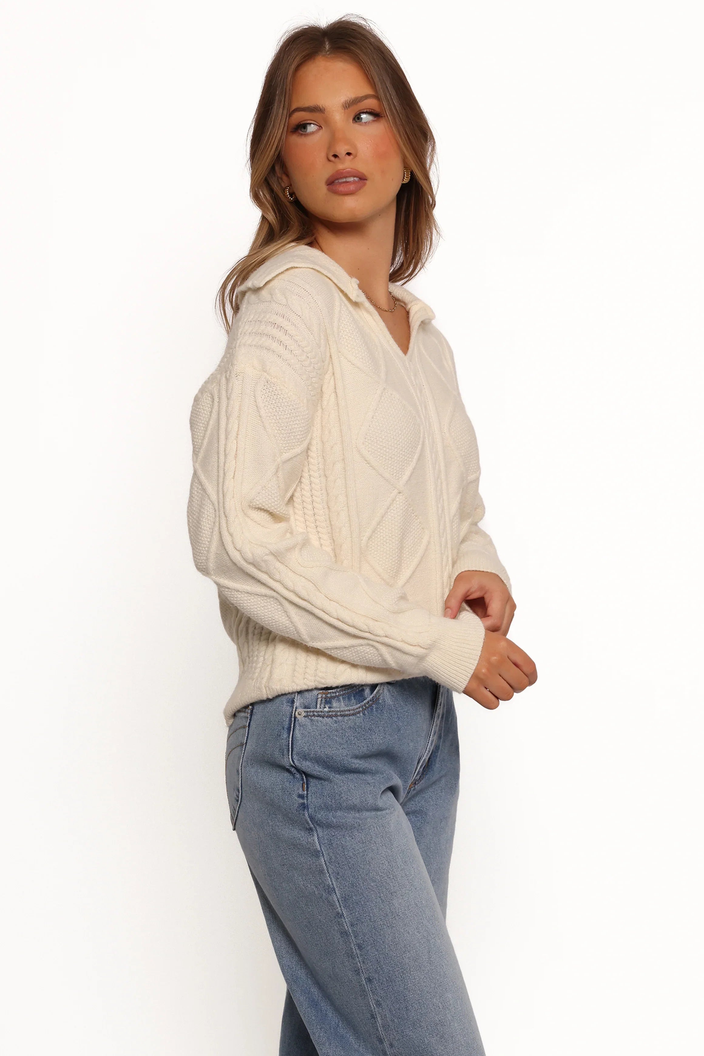 Robbie Collar Neck Cable Knit Sweater Cream