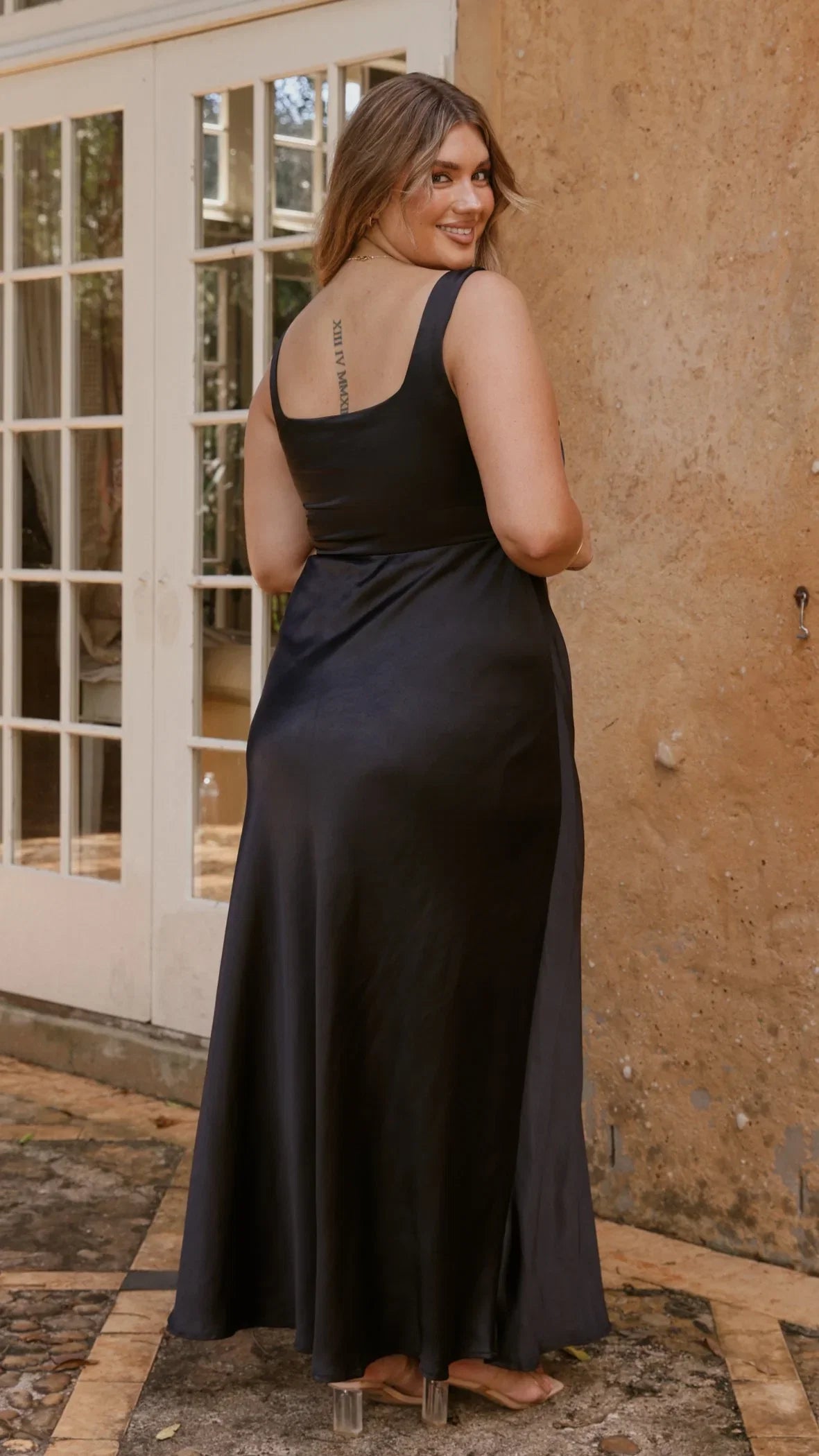 Alaria Maxi Dress Black