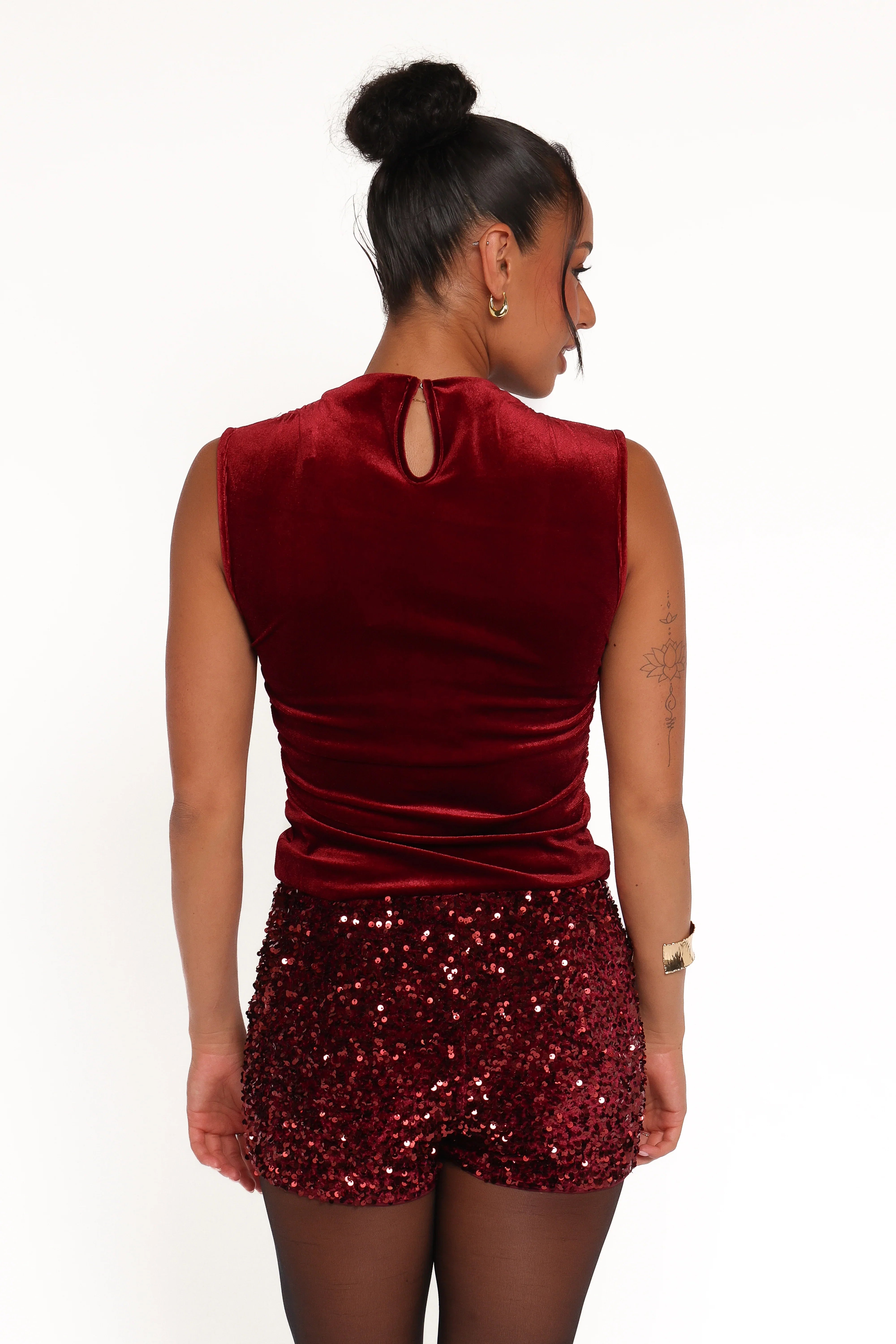 Scarlette Sequins Short Burgundy