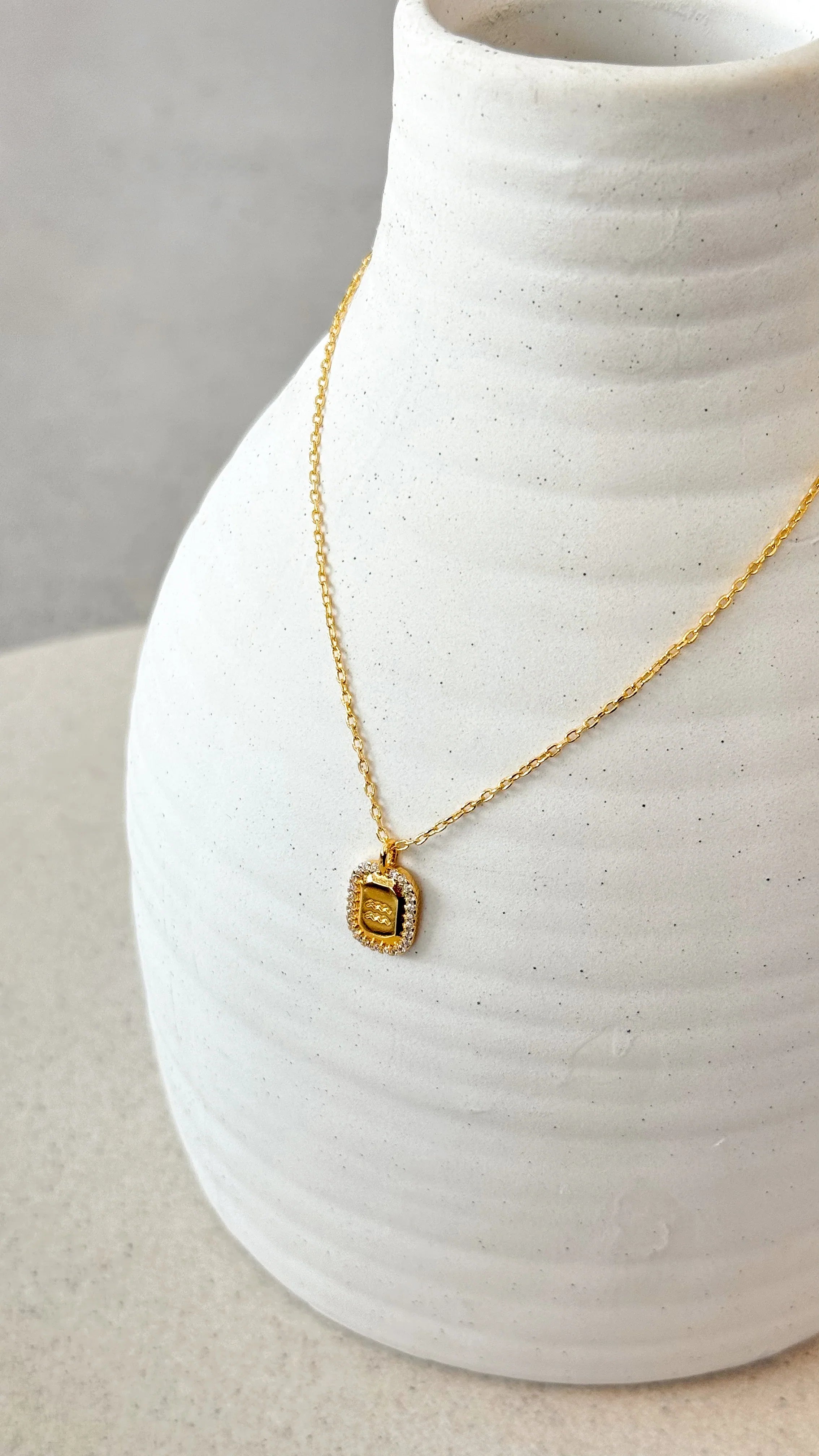 Zodiac Necklace Aquarius