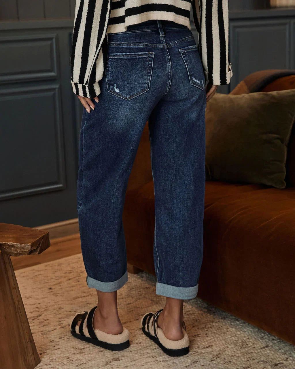 Tawnie Stretch Distressed Barrel Jeans