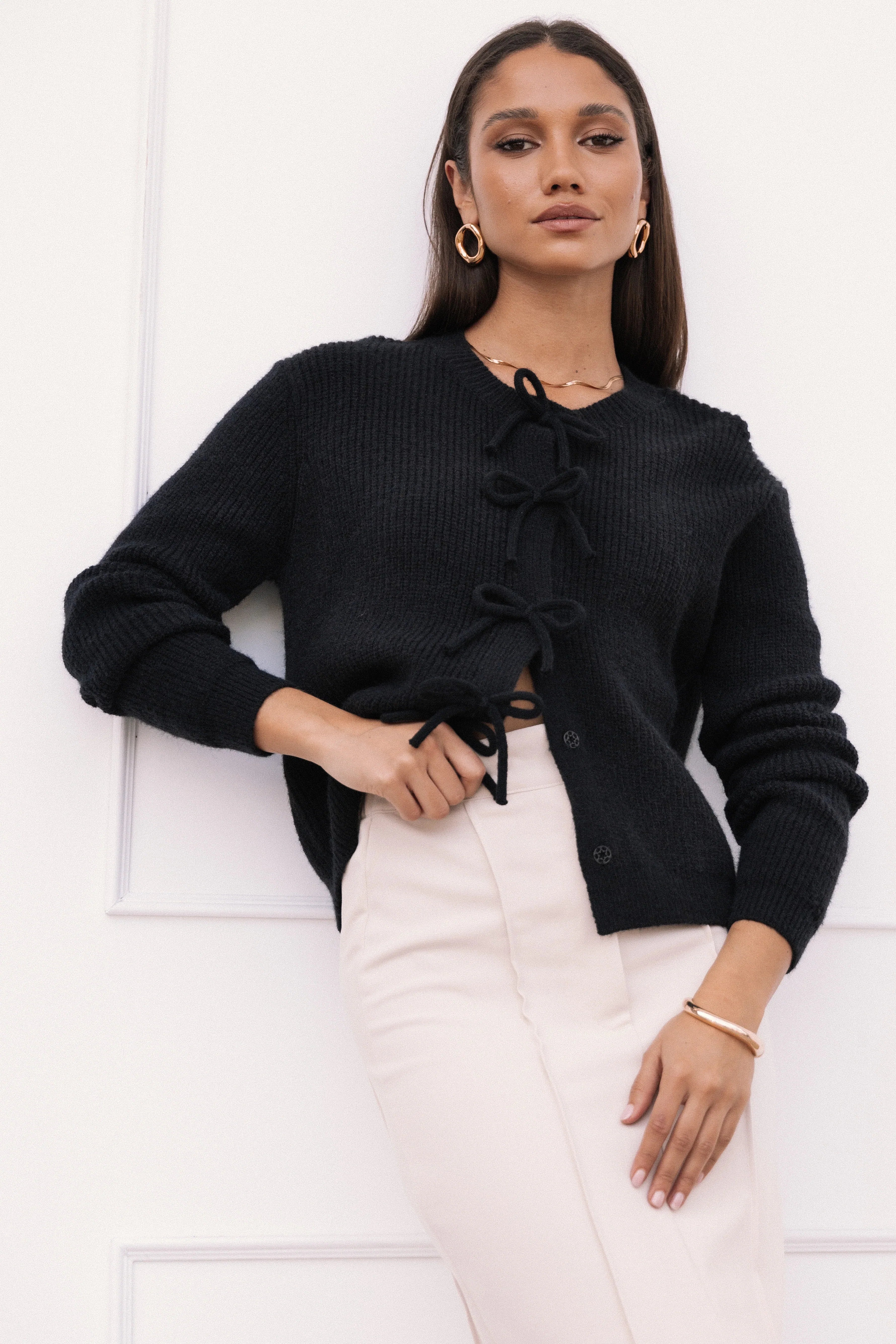Wilde Bow Front Cardigan Black