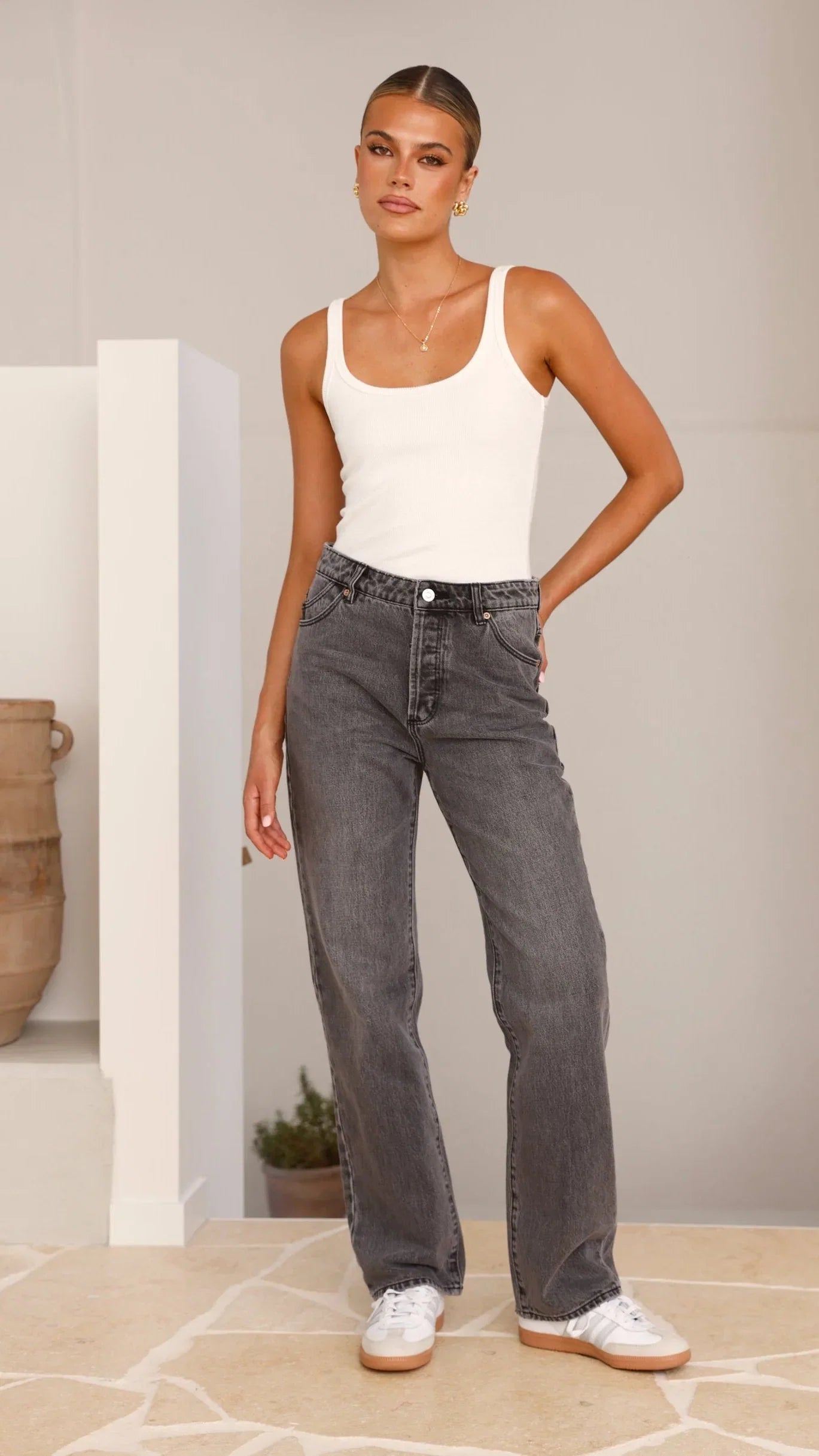 Rollas 90s Relaxed Jean Vintage Black Worn Black