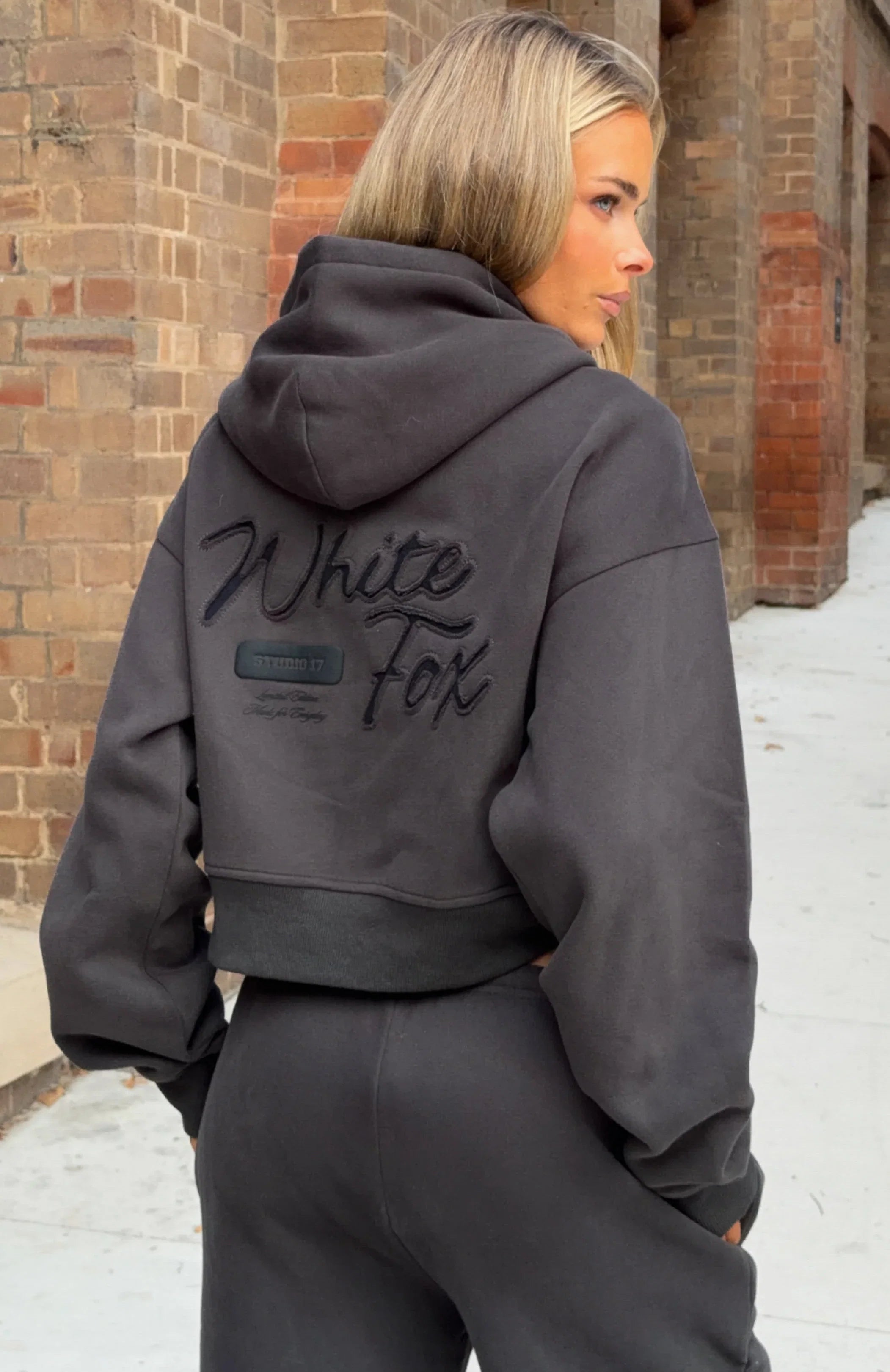 Studio 17 Willa Boxy Zip Front Hoodie Charcoal