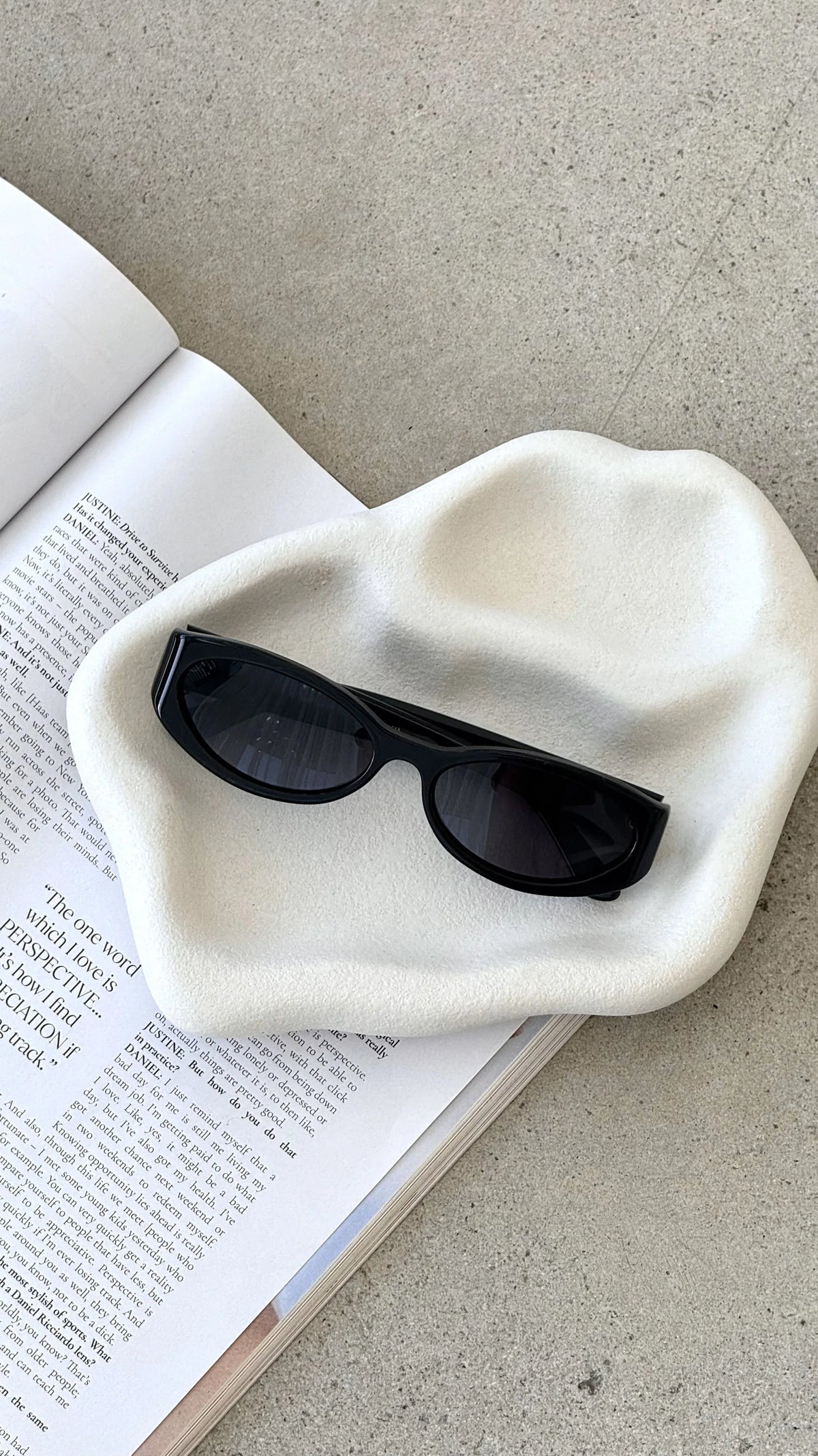 The Kasia Sunglasses Black Black