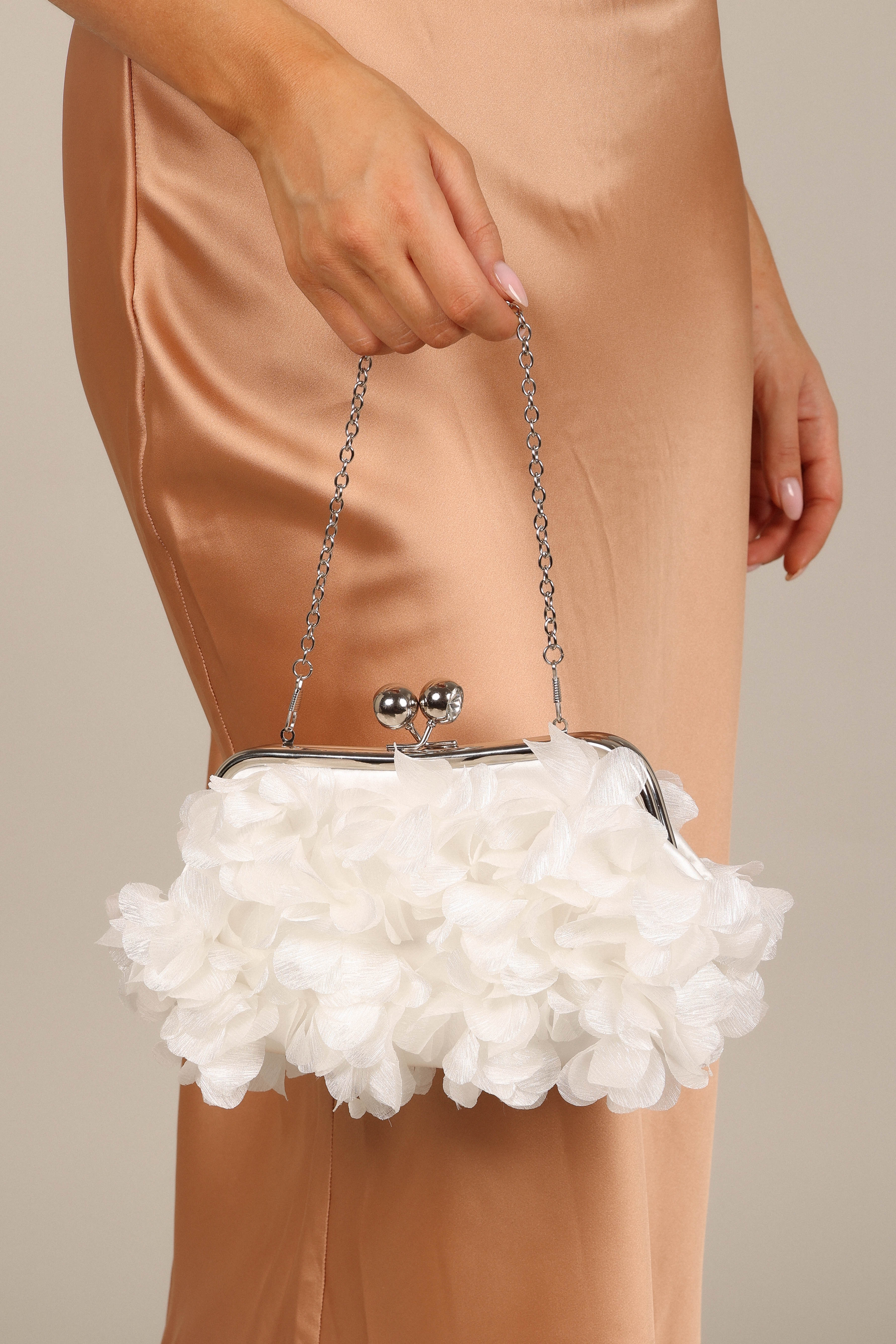 Mon Amour Floral Clutch White