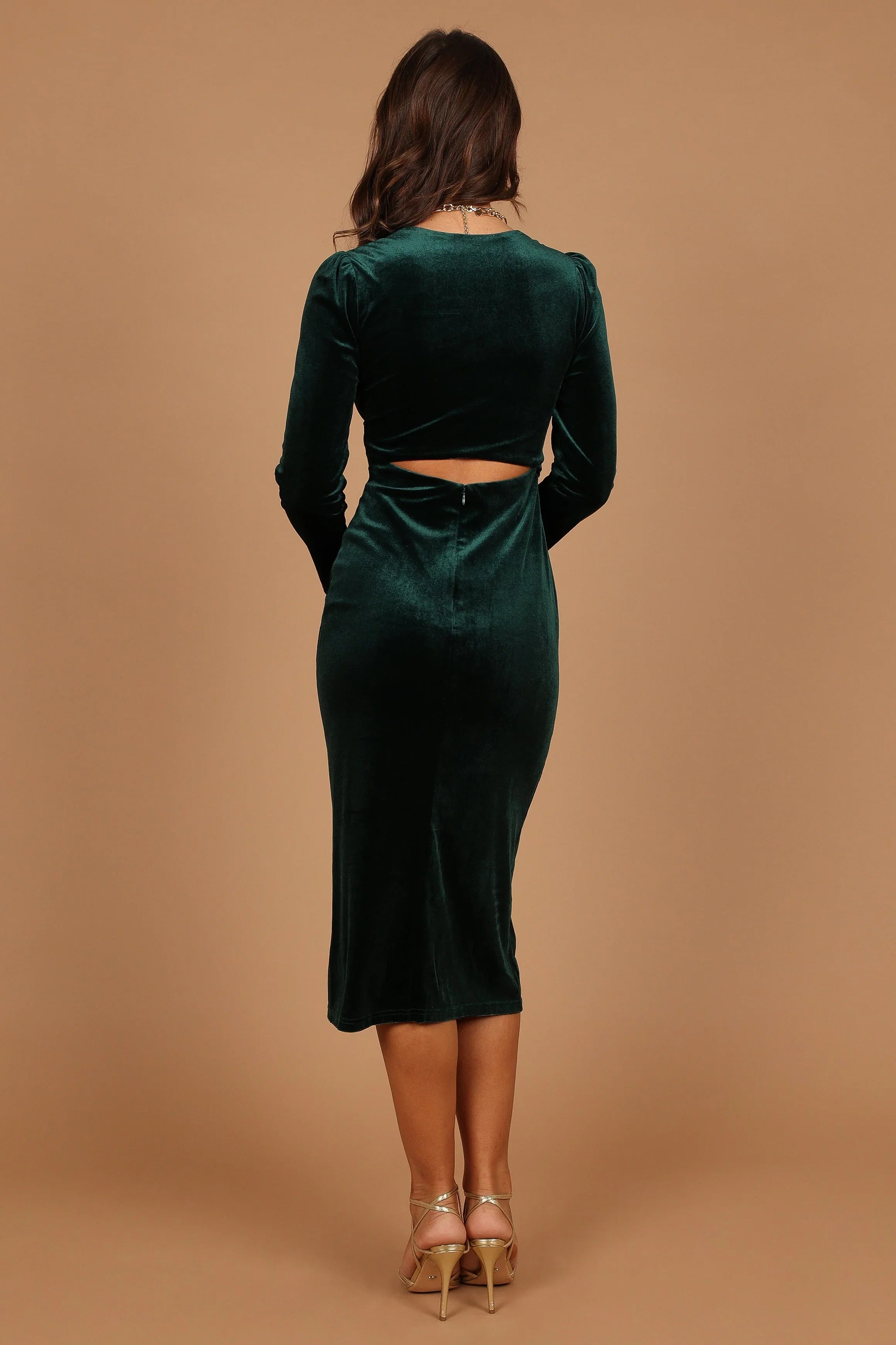 Lisse Twist Front Long Sleeve Velvet Midi Dress Emerald