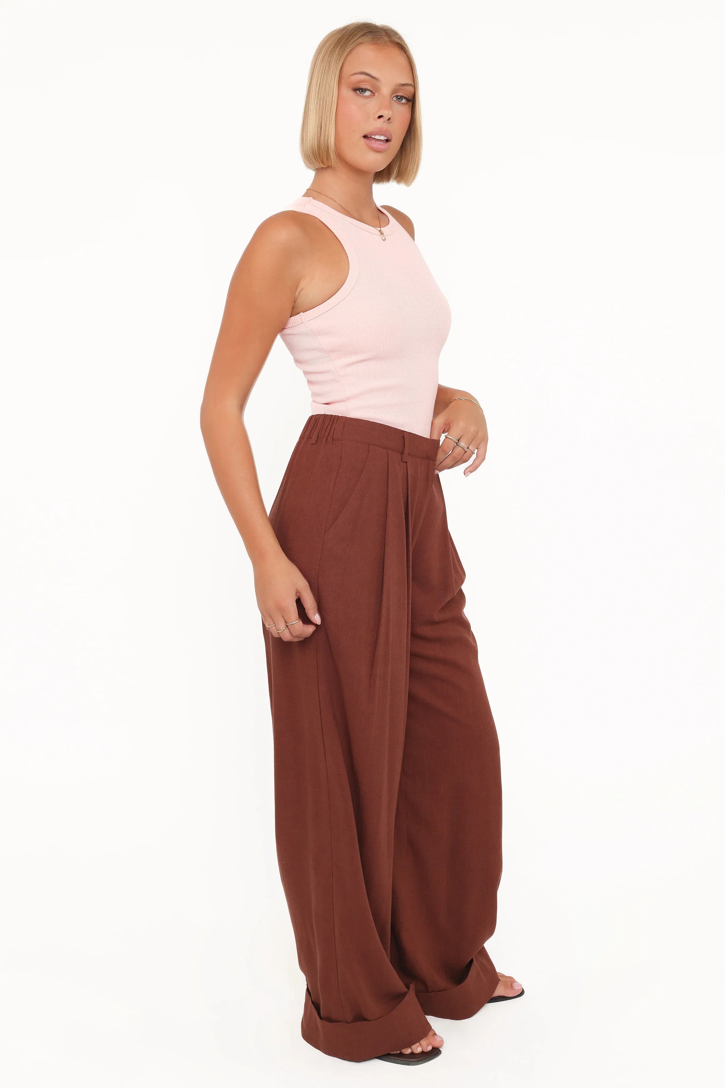 Elinor Cuffed Linen Pant Brown