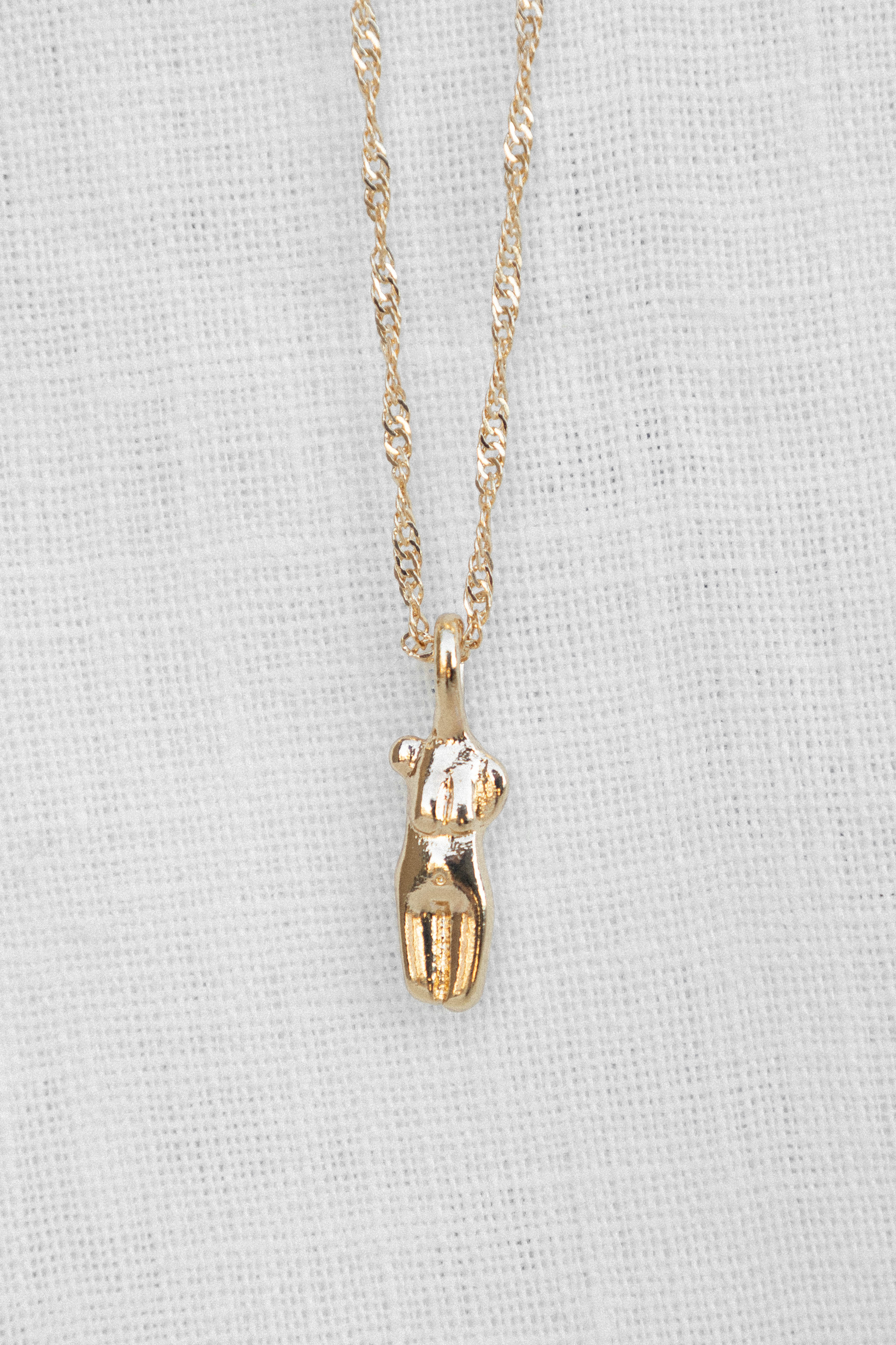 Enchante 5 Layer Necklace Set Gold