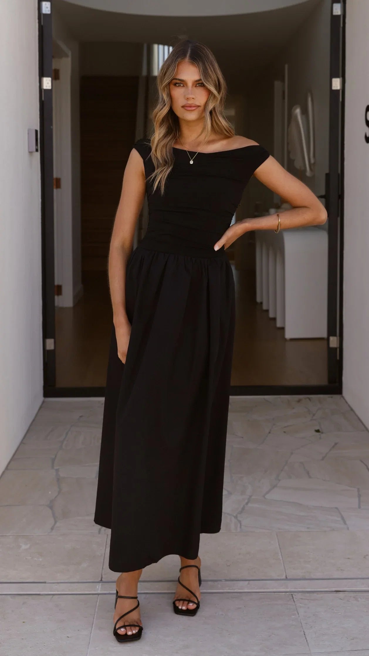 Immy Midi Dress Black