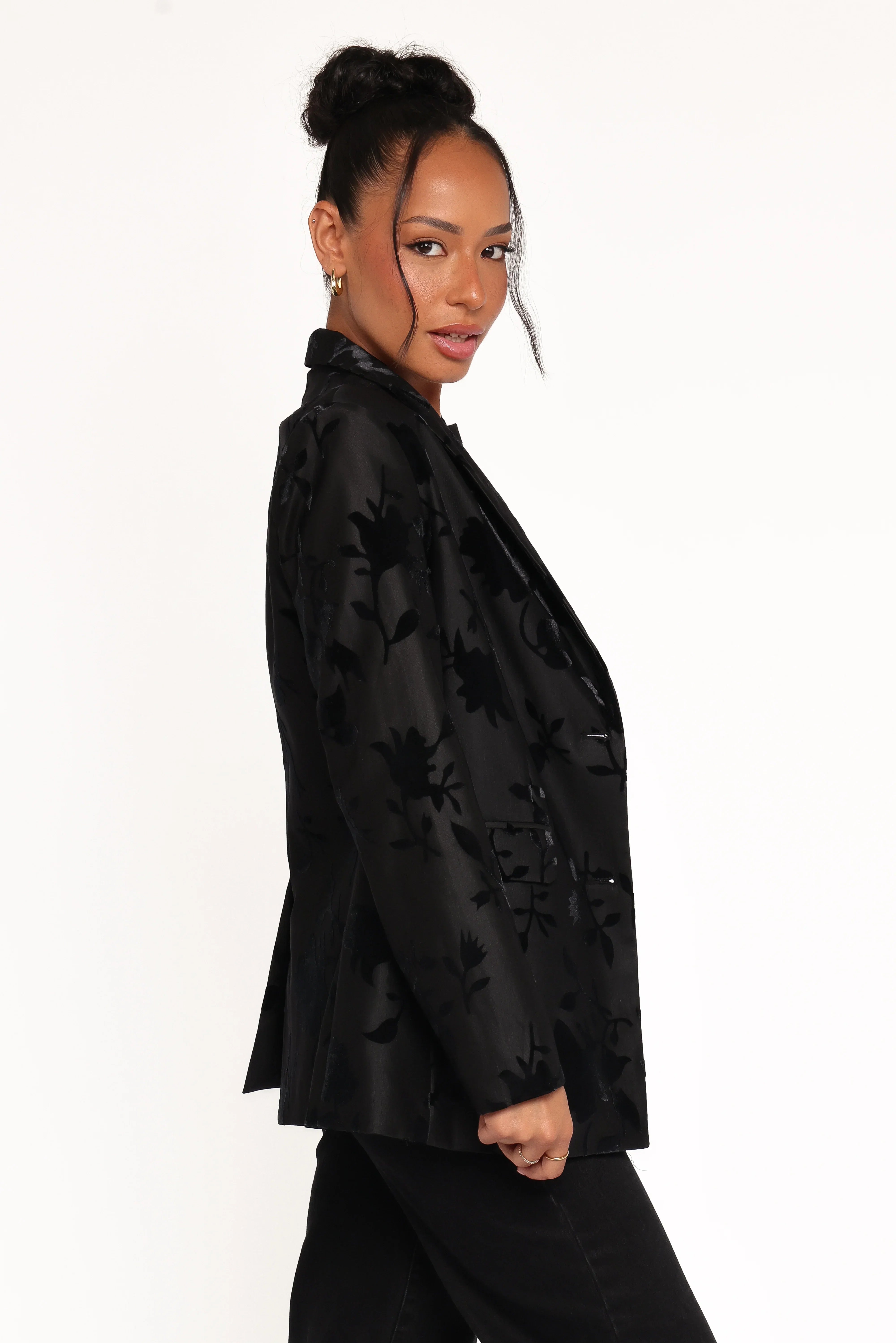Ollie Burnout Blazer Black Velvet