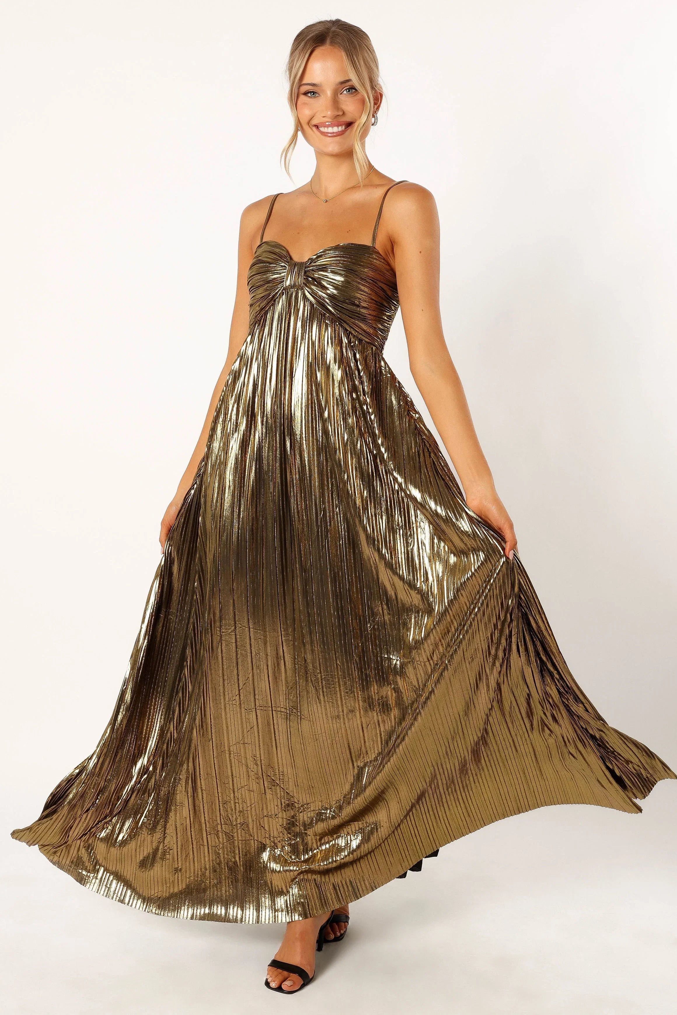 Kanthro Pleated Maxi Dress Gold