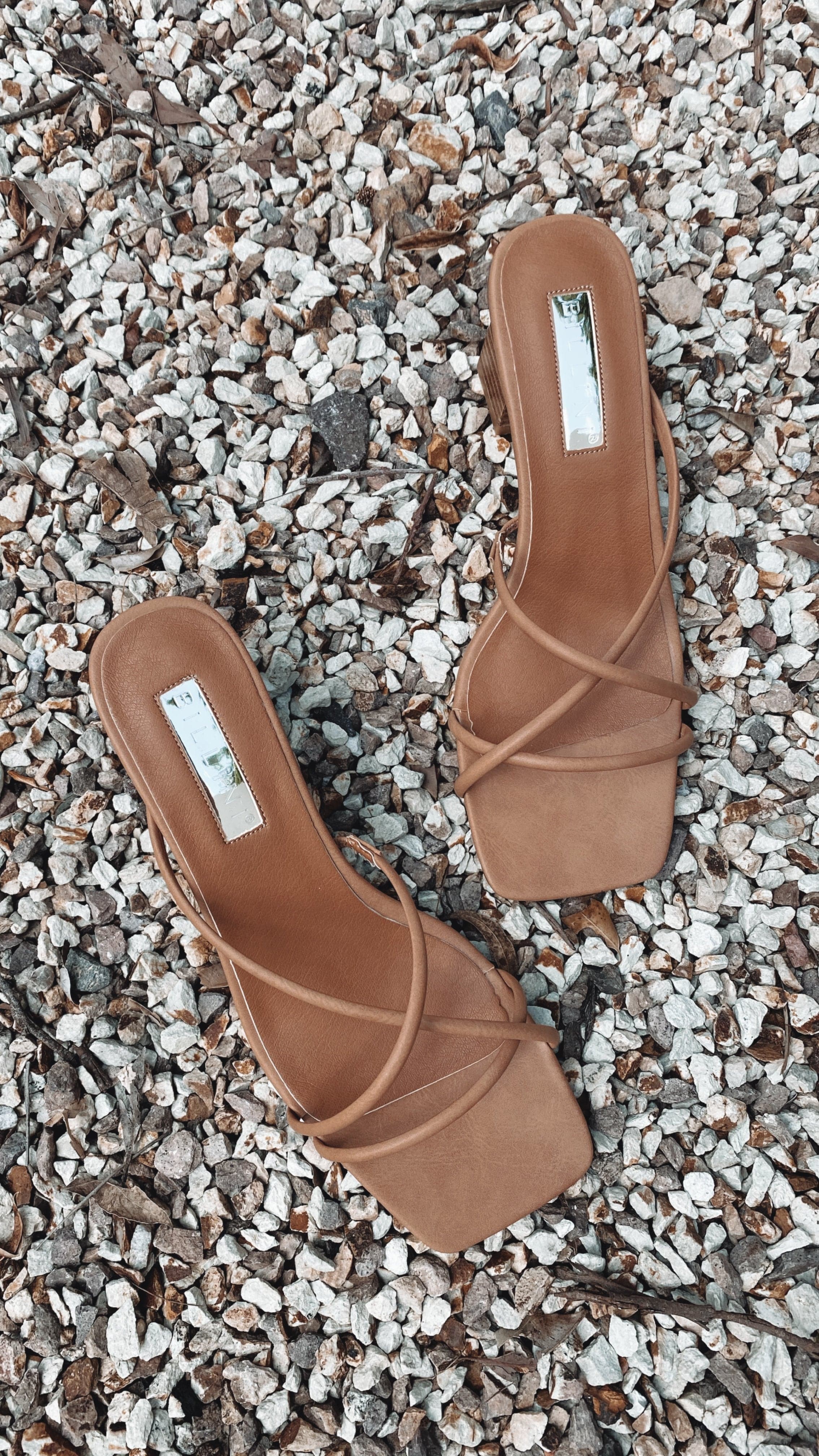 Unika Heel Sugar Brown