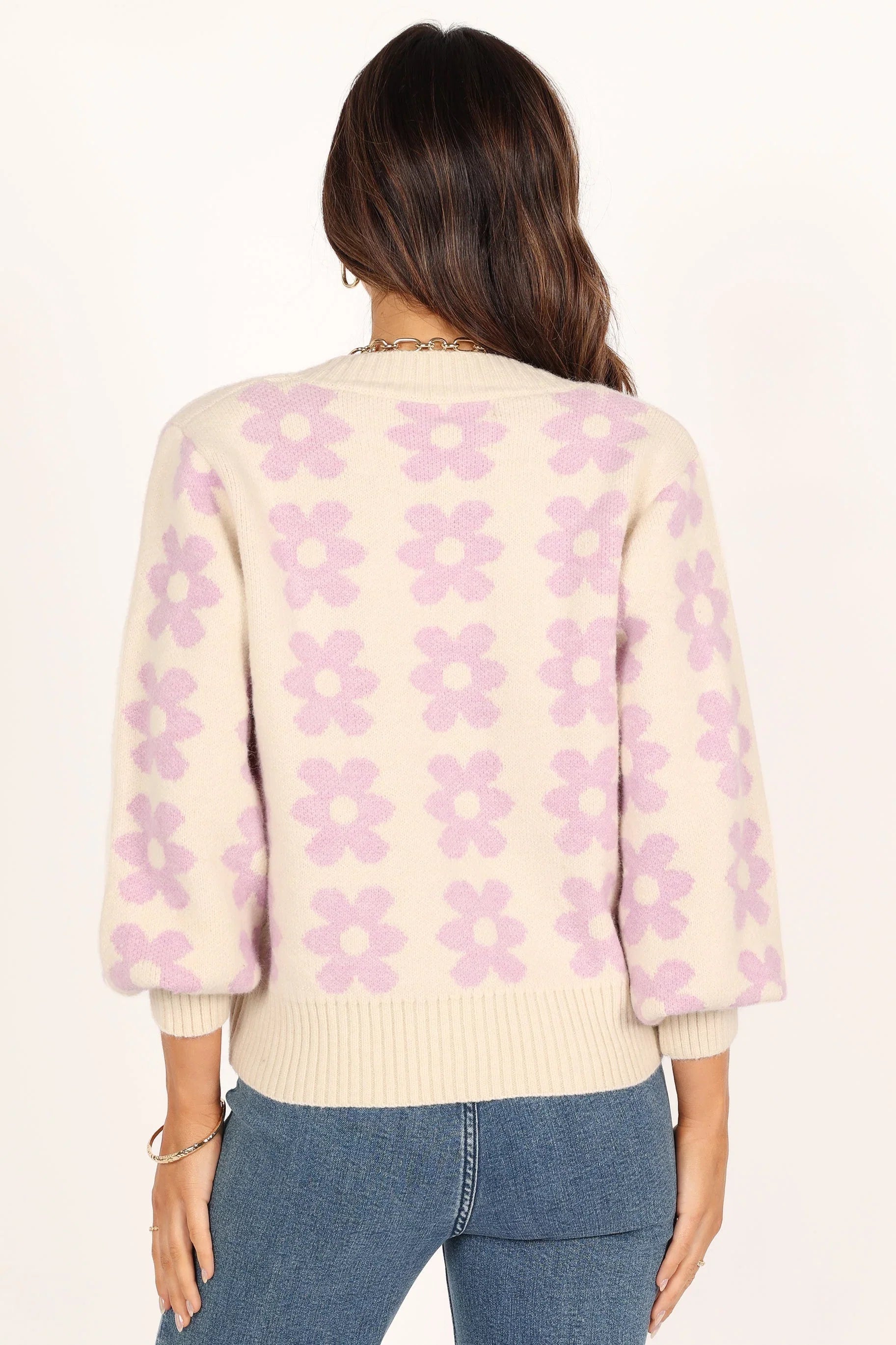 Remi Vneck Flower Knit Sweater Lilac