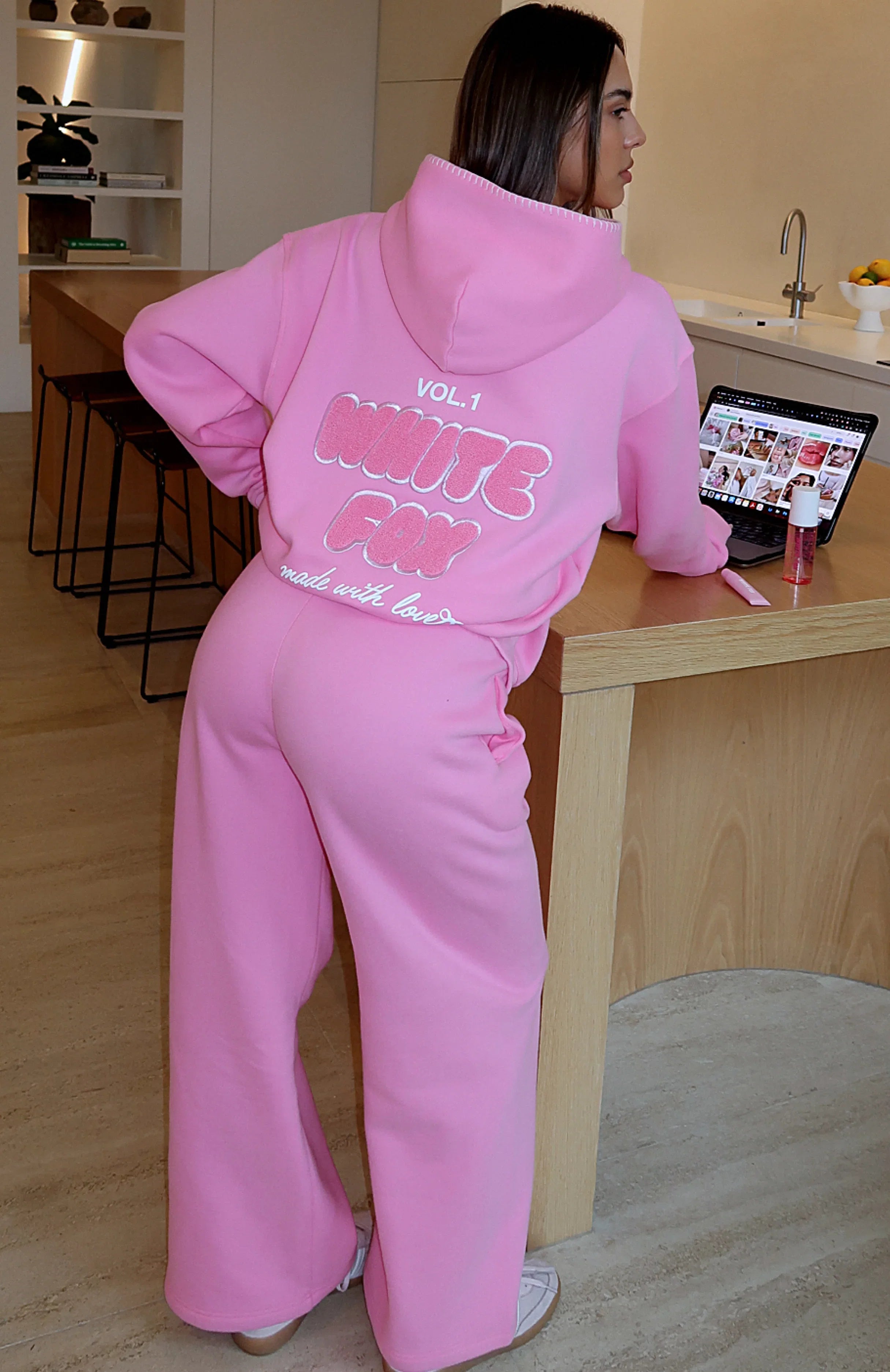 Vol 1 Wide Leg Sweatpants Bubblegum