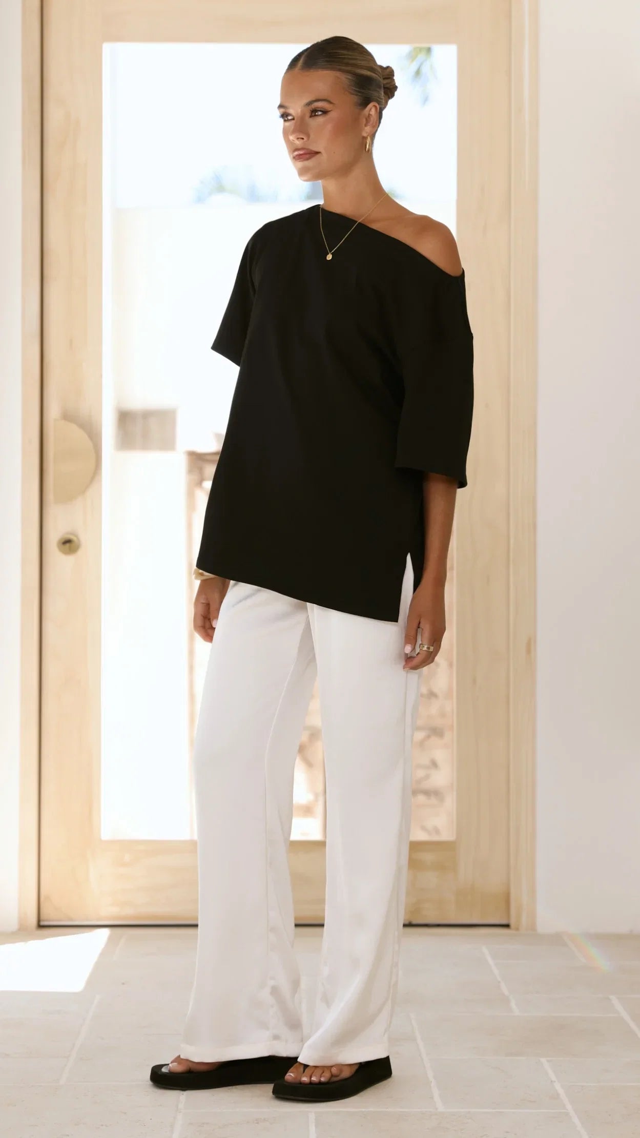 Pia One Shoulder Oversize Tee Black