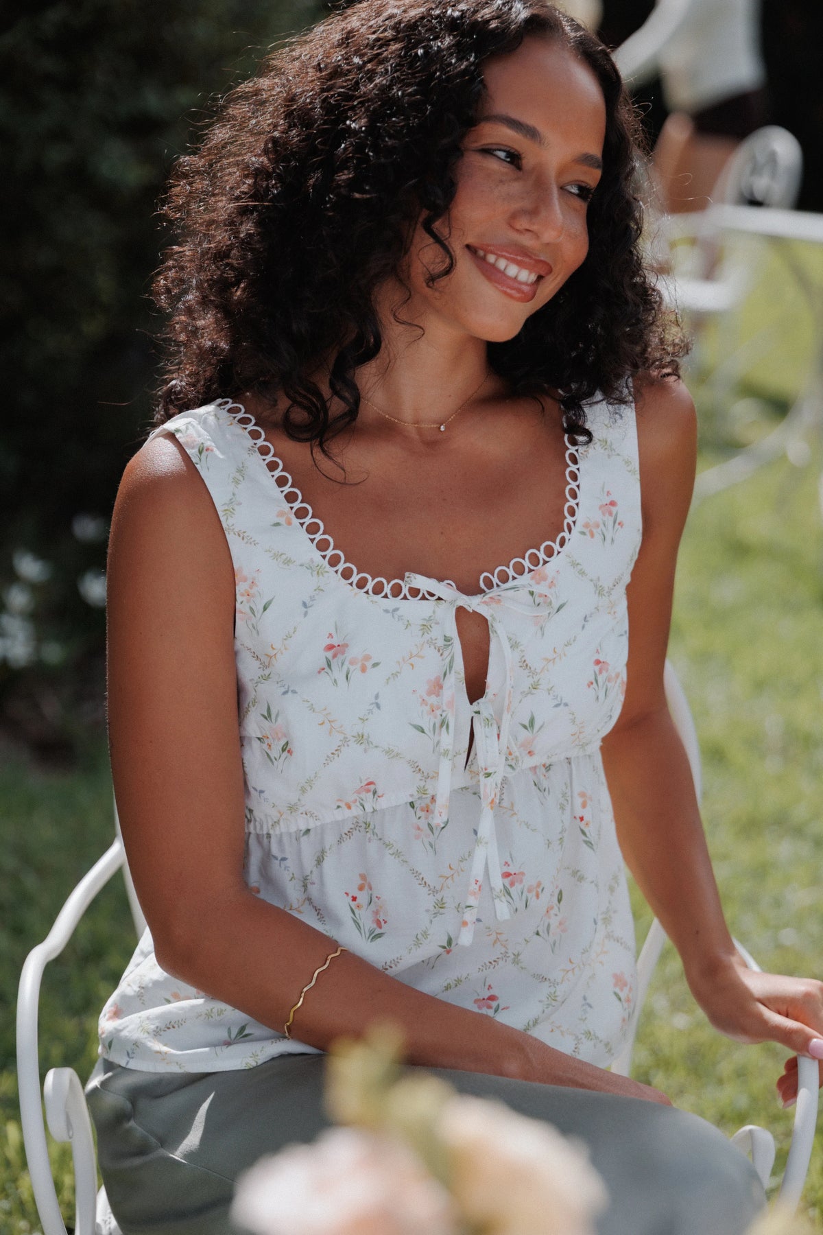 Gail Top White Vintage Floral
