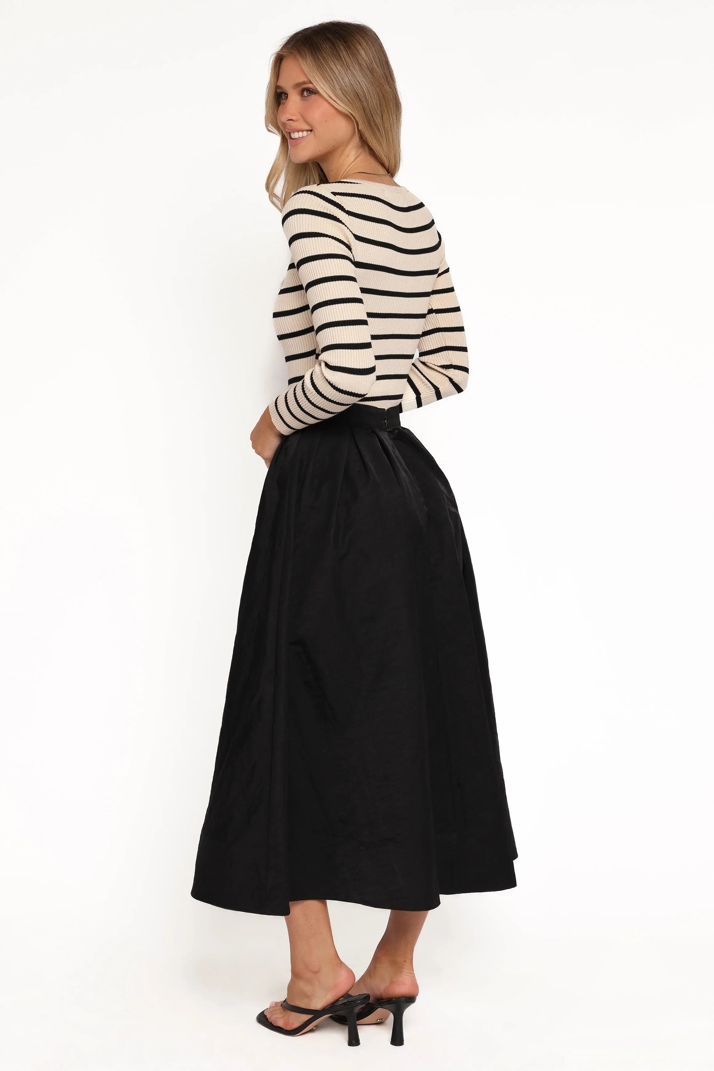 Yuki Circle Skirt Black