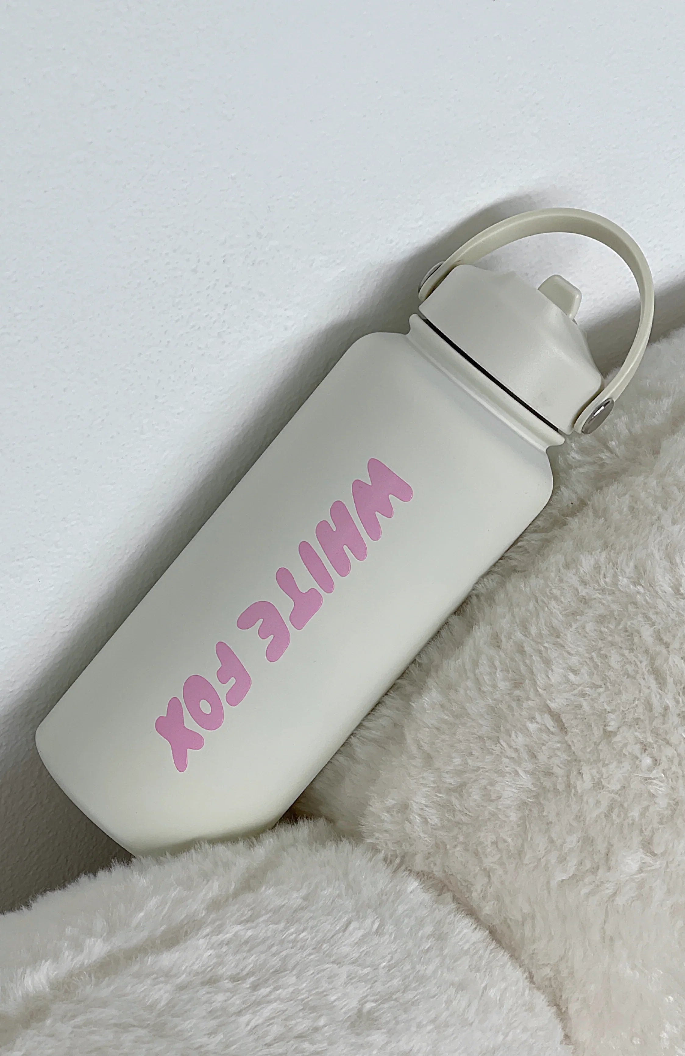 Staying Hydrated Drink Bottle Off 1L White Pink