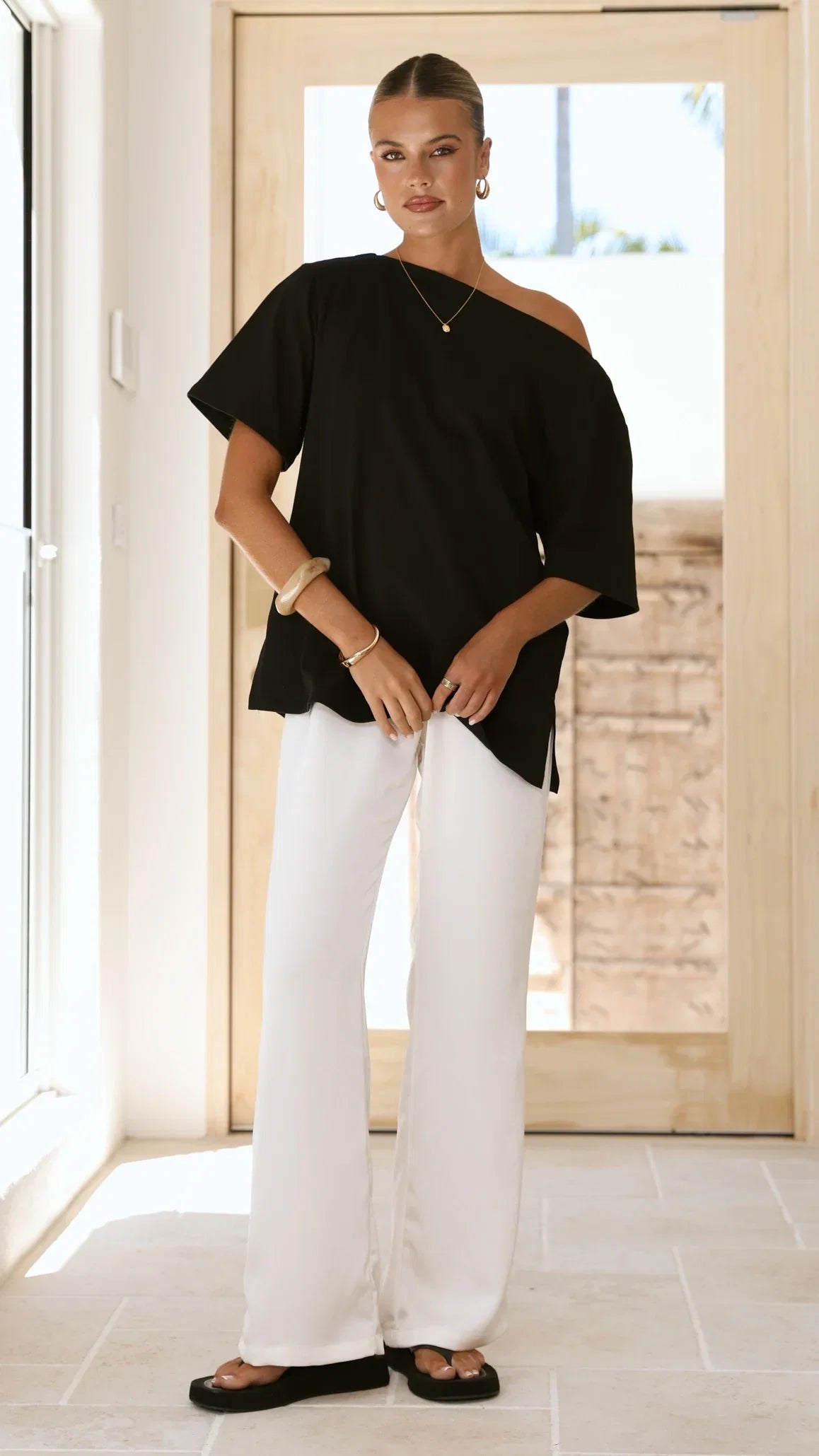 Pia One Shoulder Oversize Tee Black