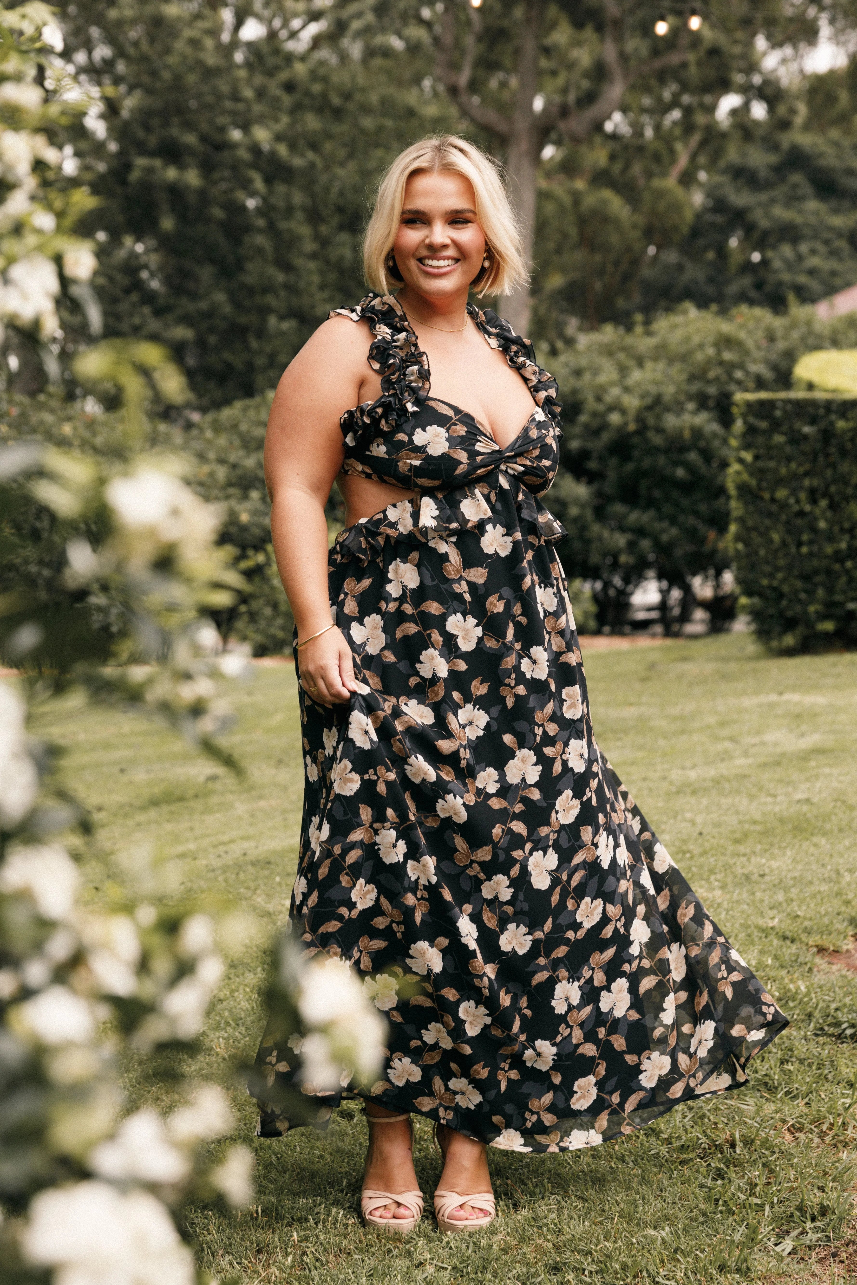 Lucah Frill Shoulder Maxi Dress Black Floral
