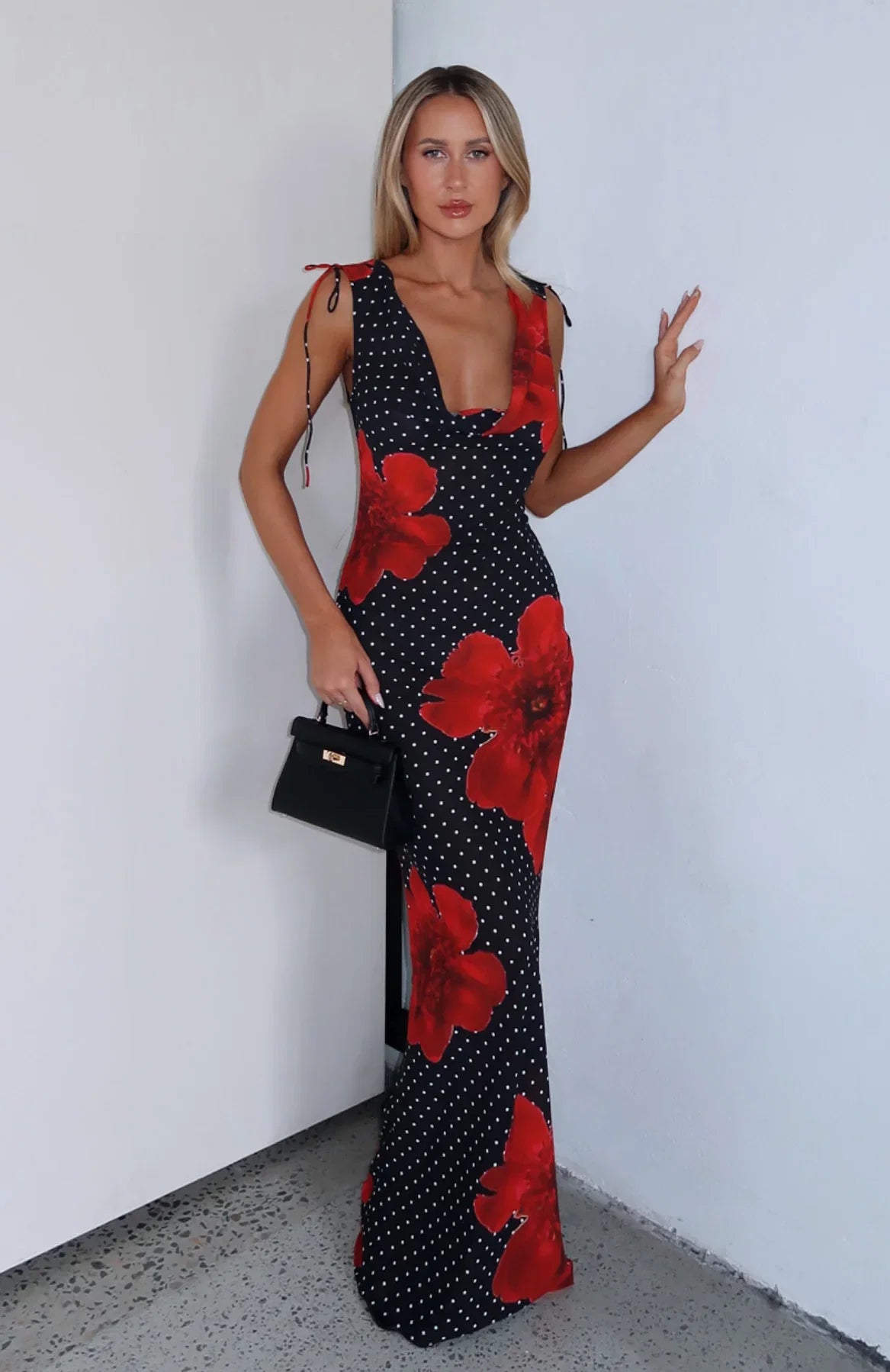 Thats Amore Maxi Dress Black Scarlet Bloom