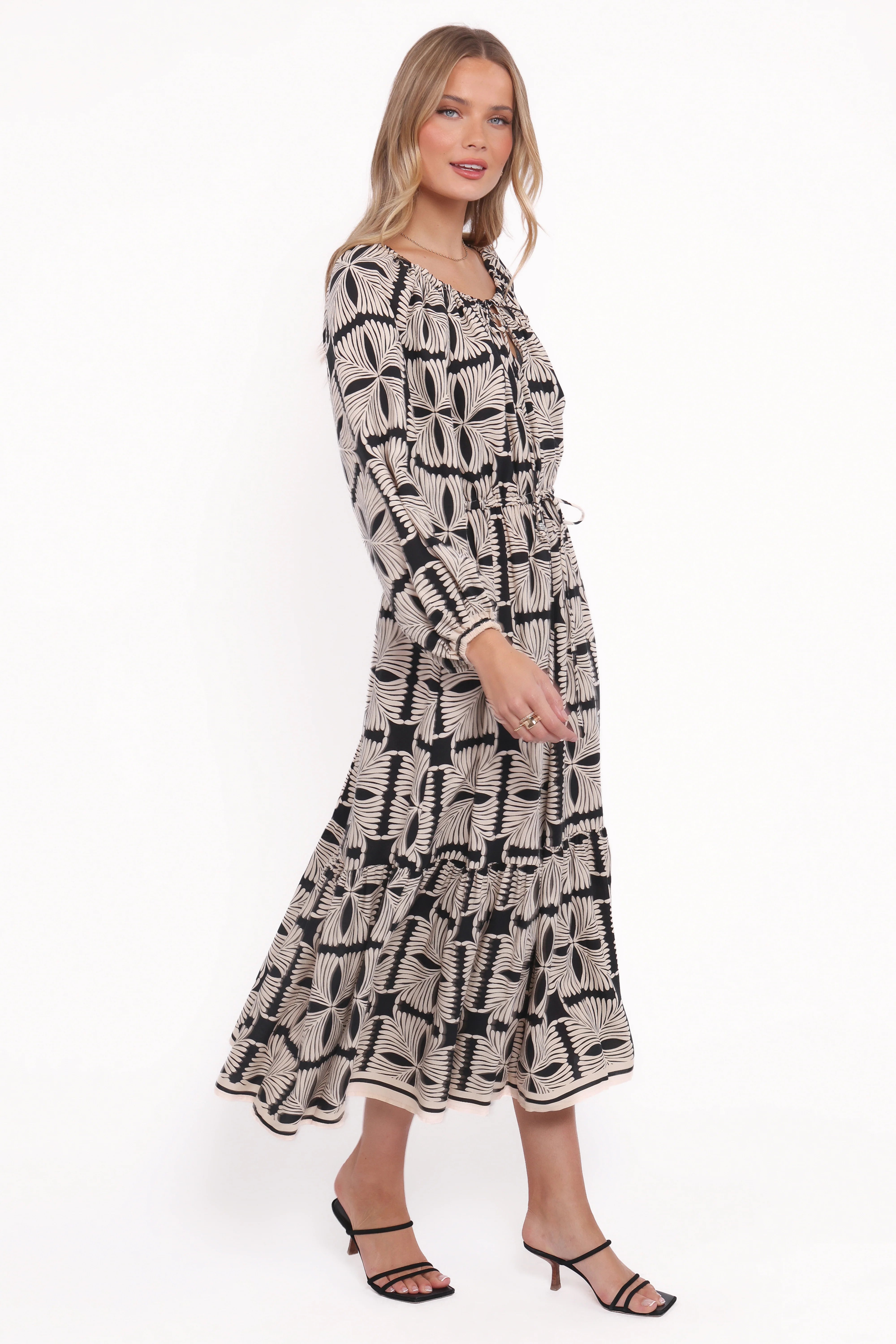 Faris Off Shoulder Midi Dress Black Geo