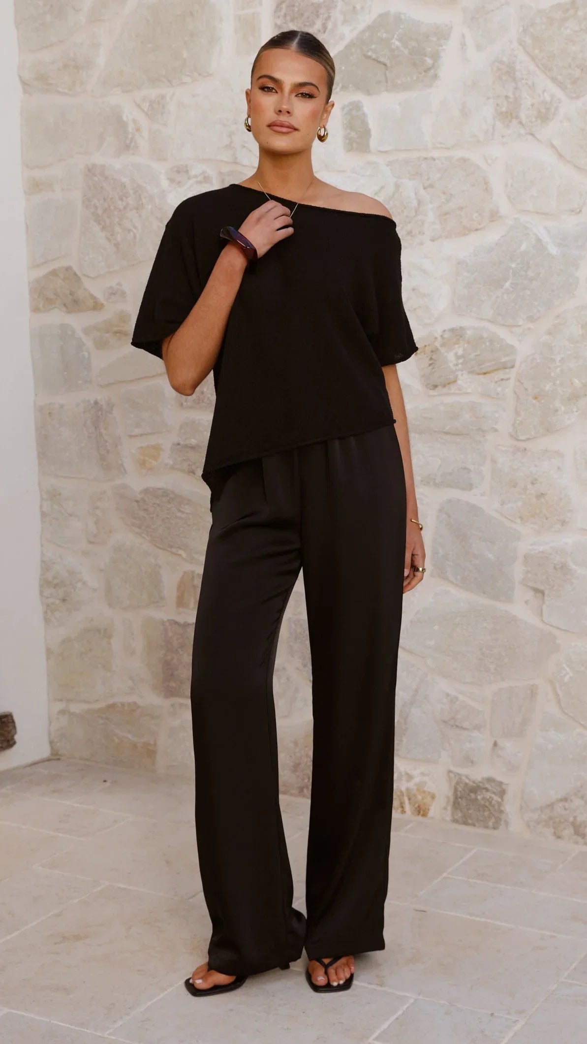 Blair Off Shoulder Tee Black