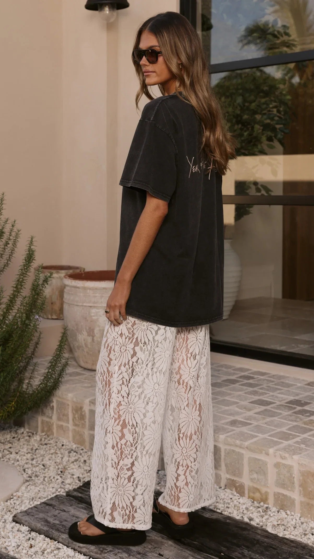 Avery Oversized Tee Washed Black