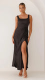 Alaria Maxi Dress Black