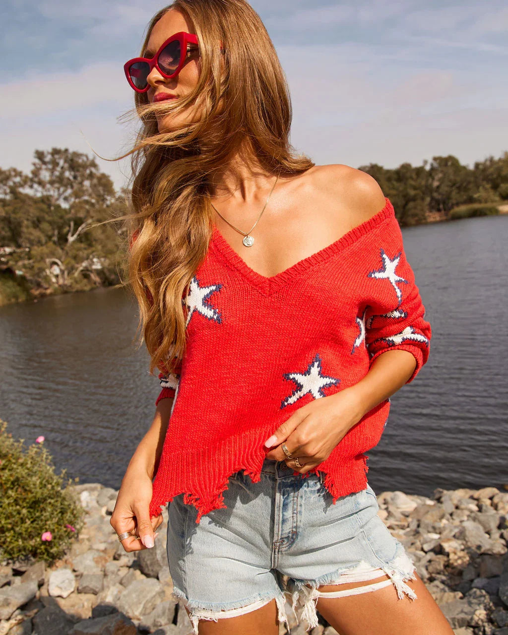 Reida Distressed Star Sweater