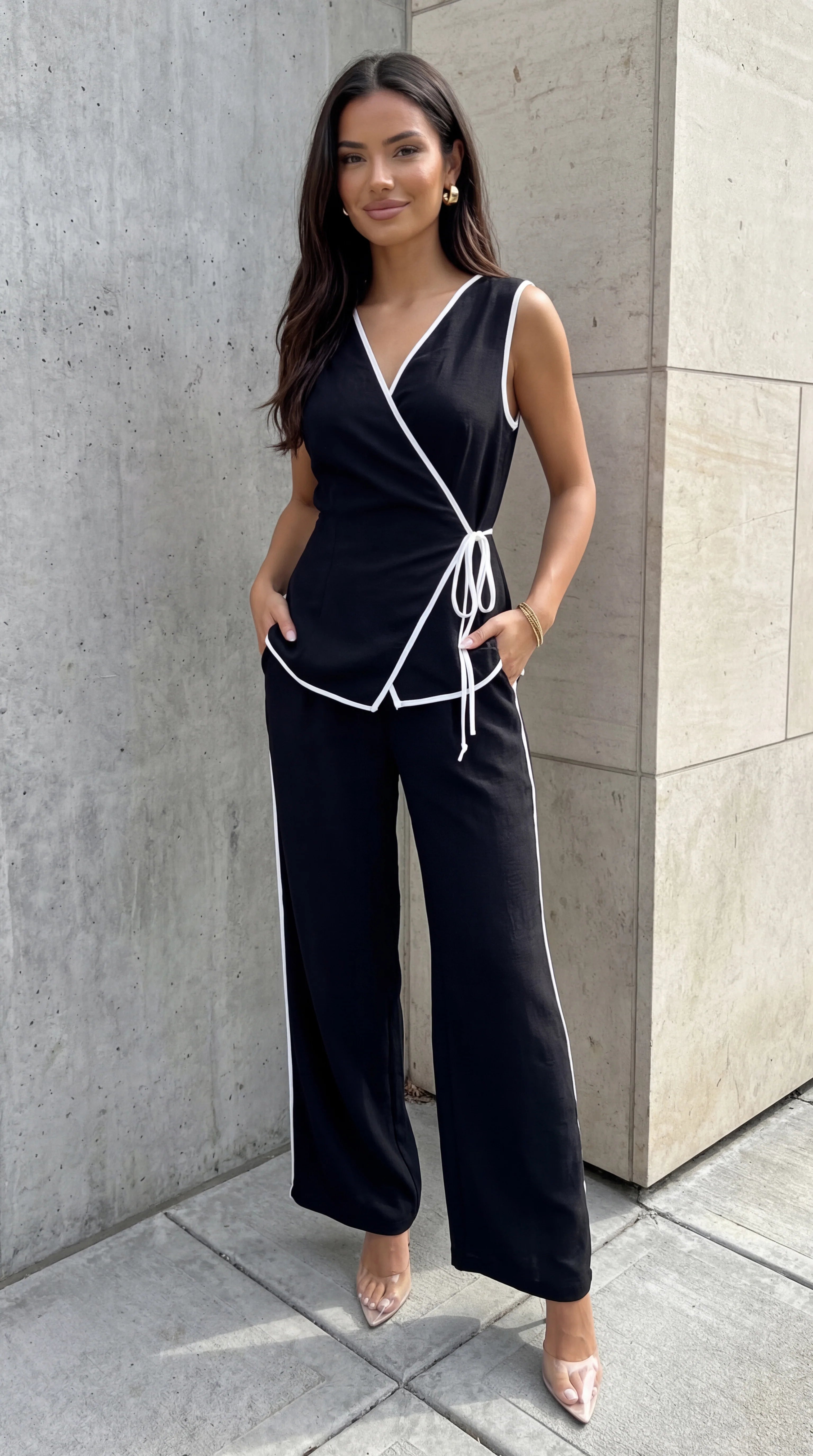 Veloria Contrast Textured Wrap Set Black